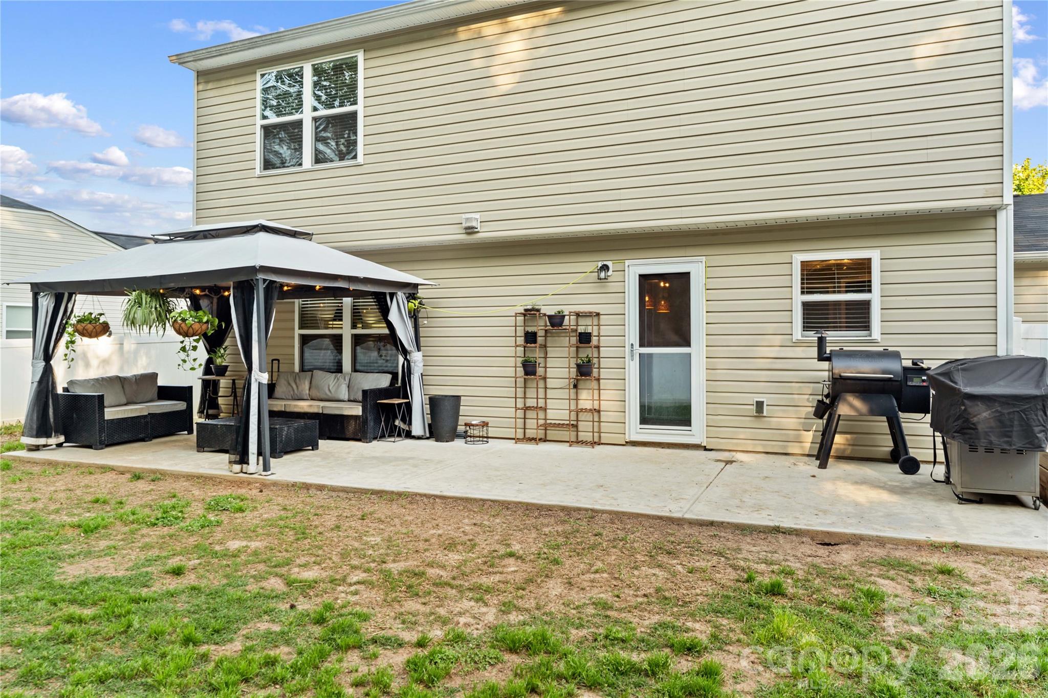 218 Valerie Drive — Lincolnton
