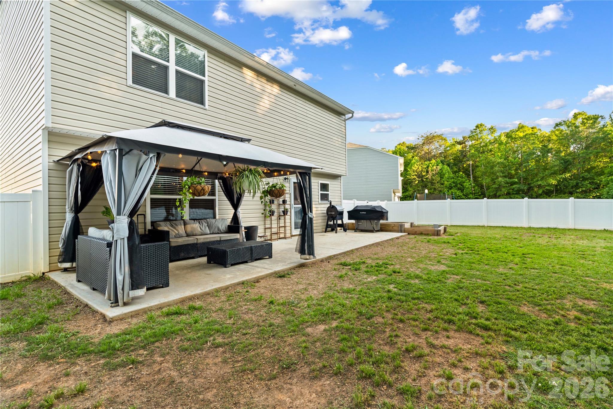 218 Valerie Drive — Lincolnton