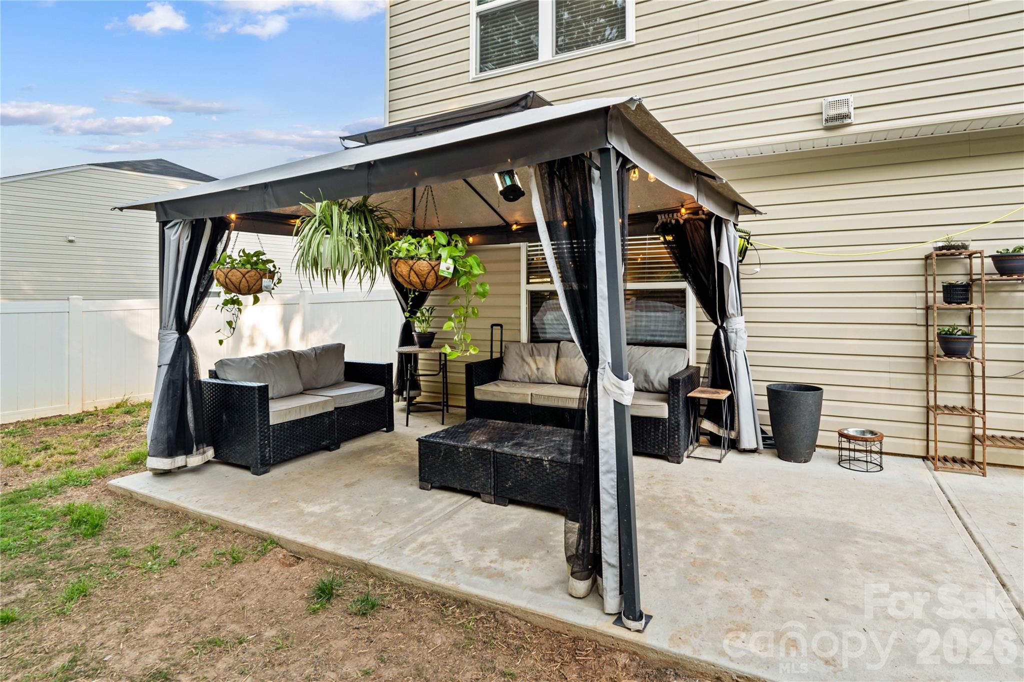 218 Valerie Drive — Lincolnton