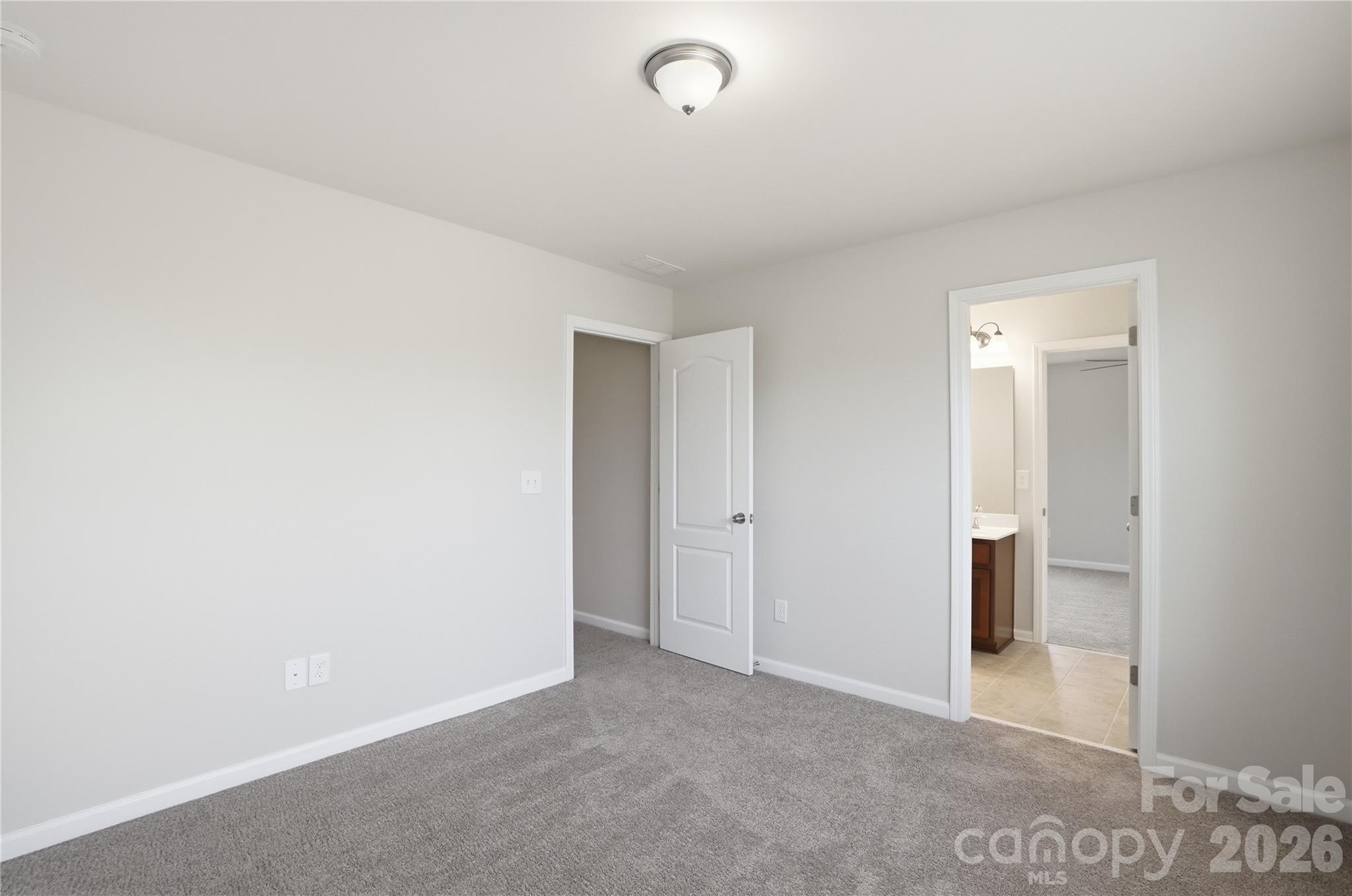13714 Canterbury Castle Drive — Charlotte