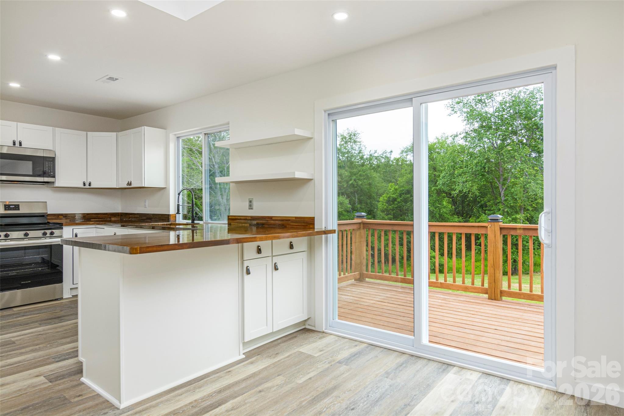 286 Berkeley Road — Hendersonville