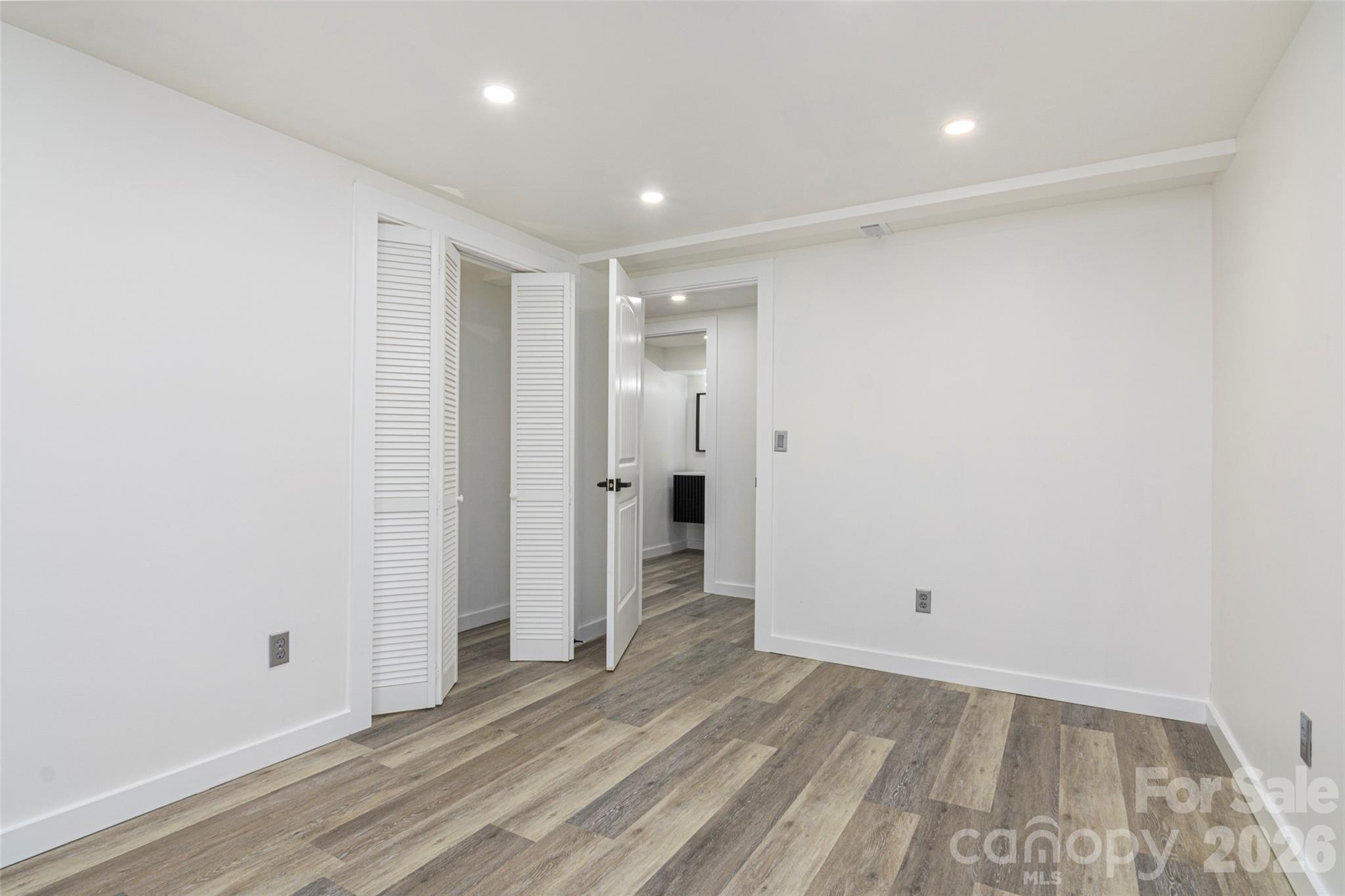 286 Berkeley Road — Hendersonville