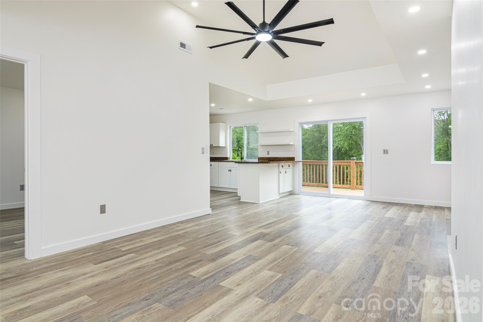 286 Berkeley Road — Hendersonville