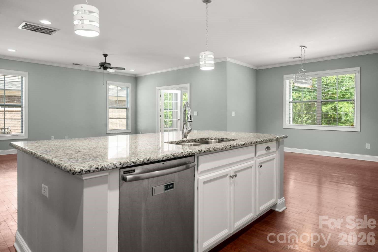520 Trillium Way — Belmont