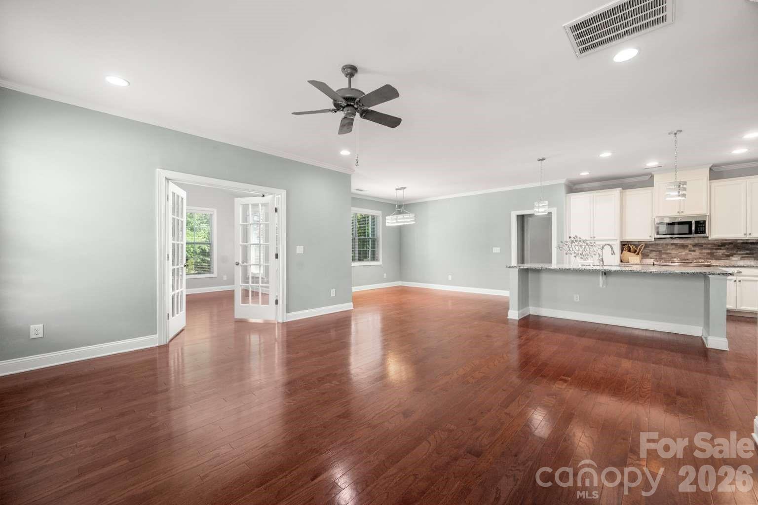 520 Trillium Way — Belmont