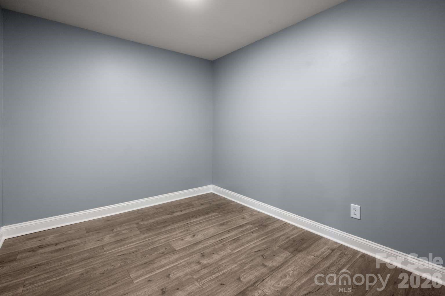 520 Trillium Way — Belmont