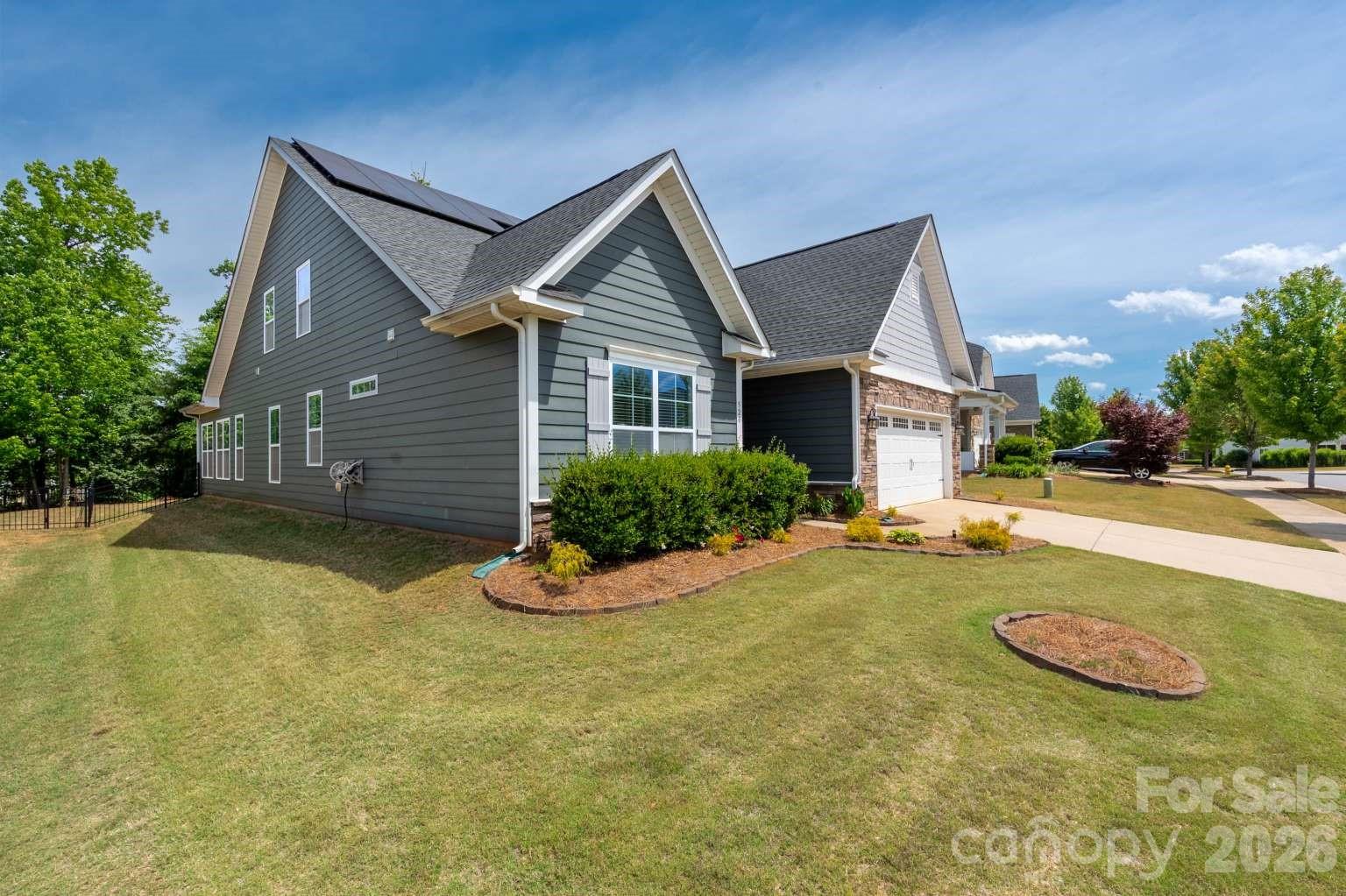 520 Trillium Way — Belmont