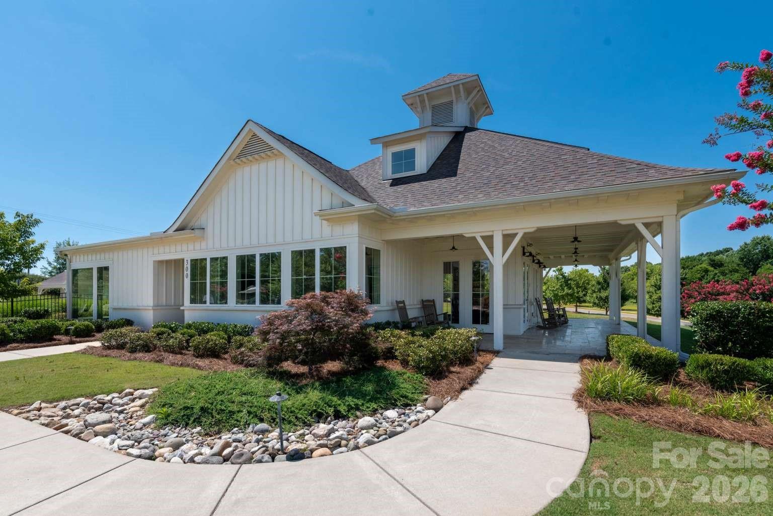 520 Trillium Way — Belmont