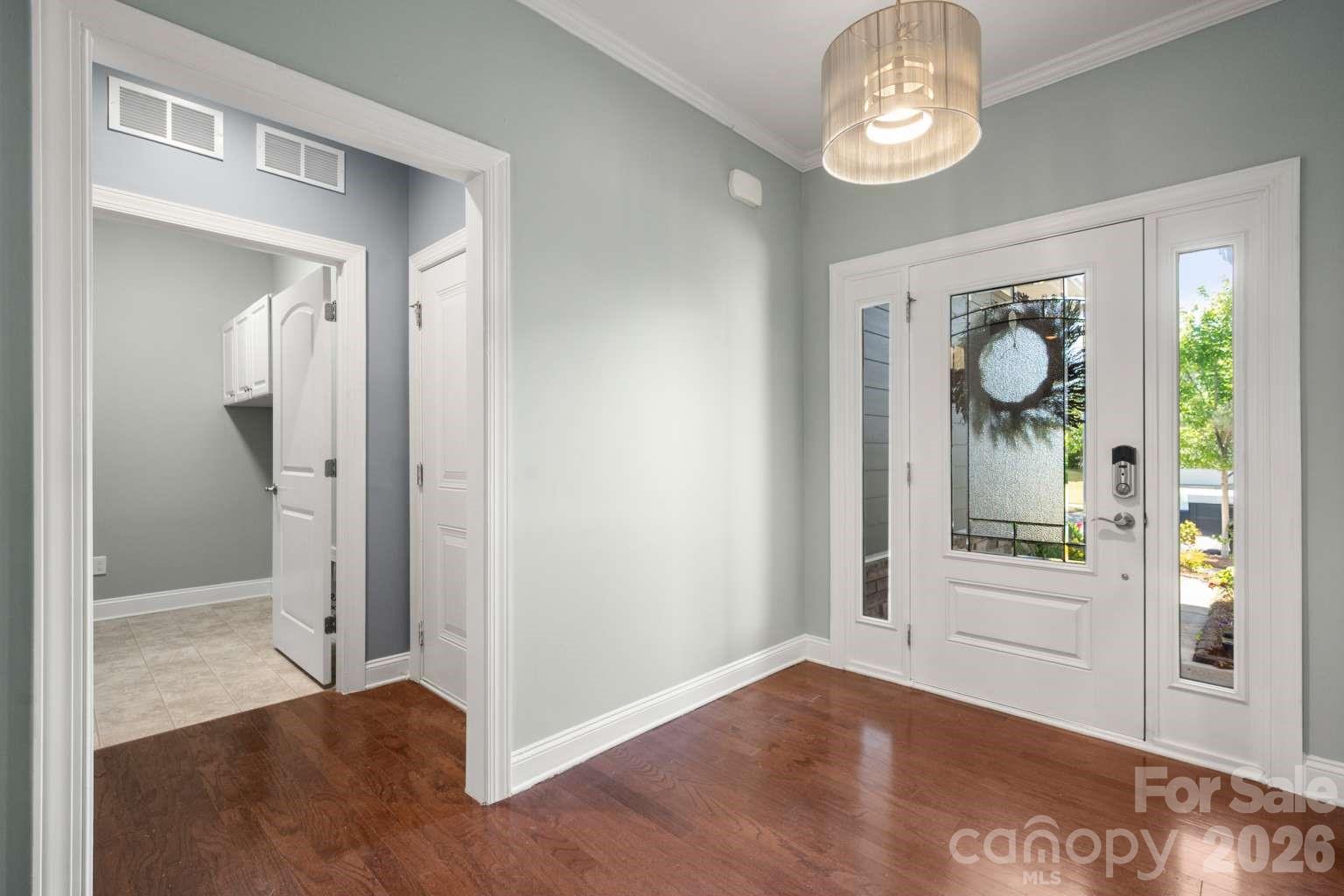520 Trillium Way — Belmont