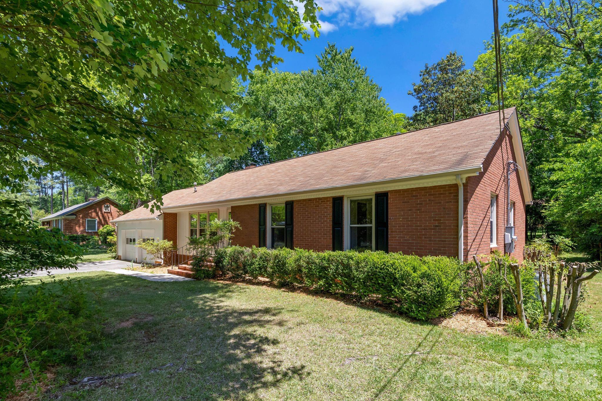 3137 Frederick Place — Charlotte