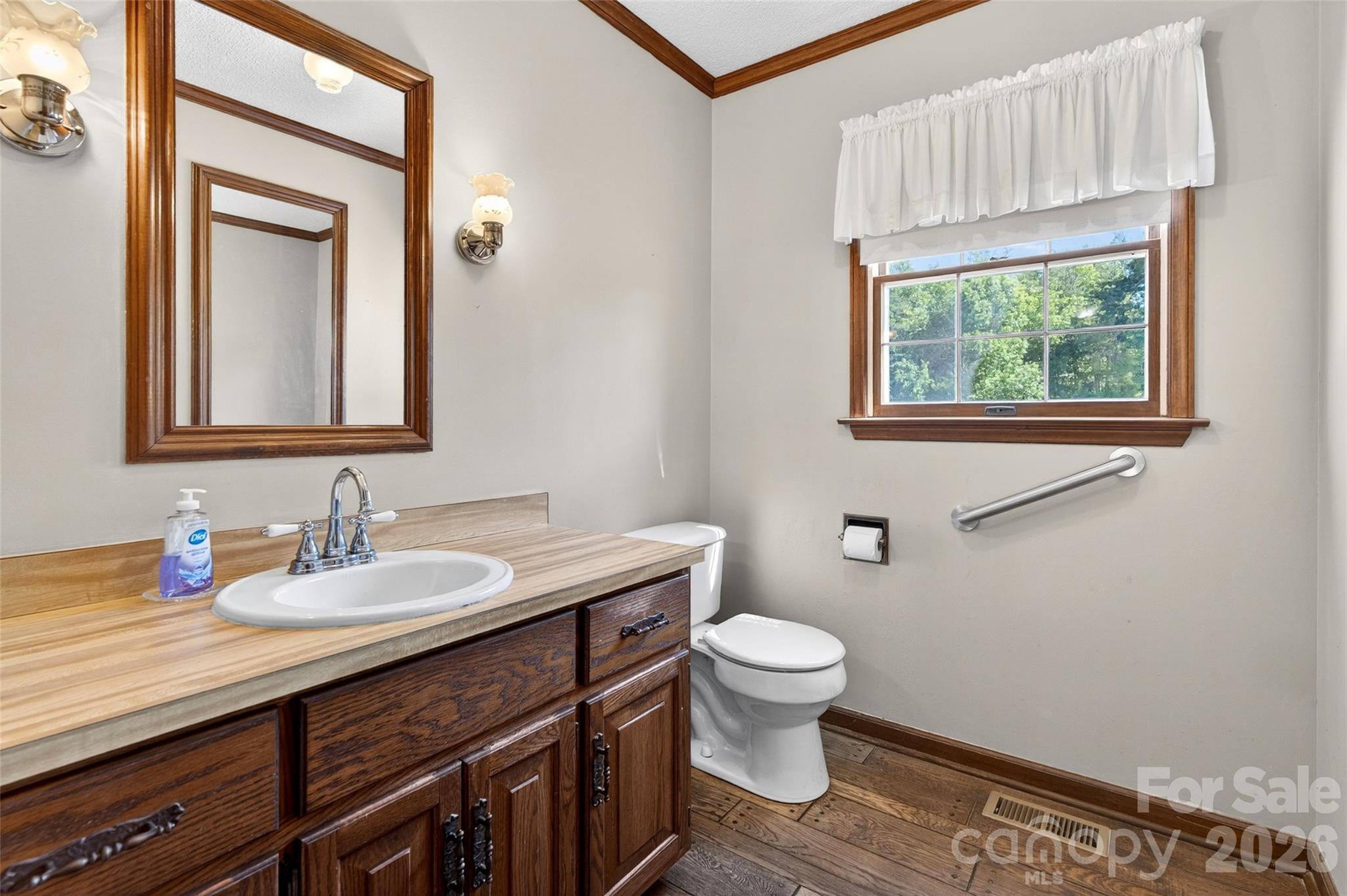 4092 Henry Dellinger Road — Maiden
