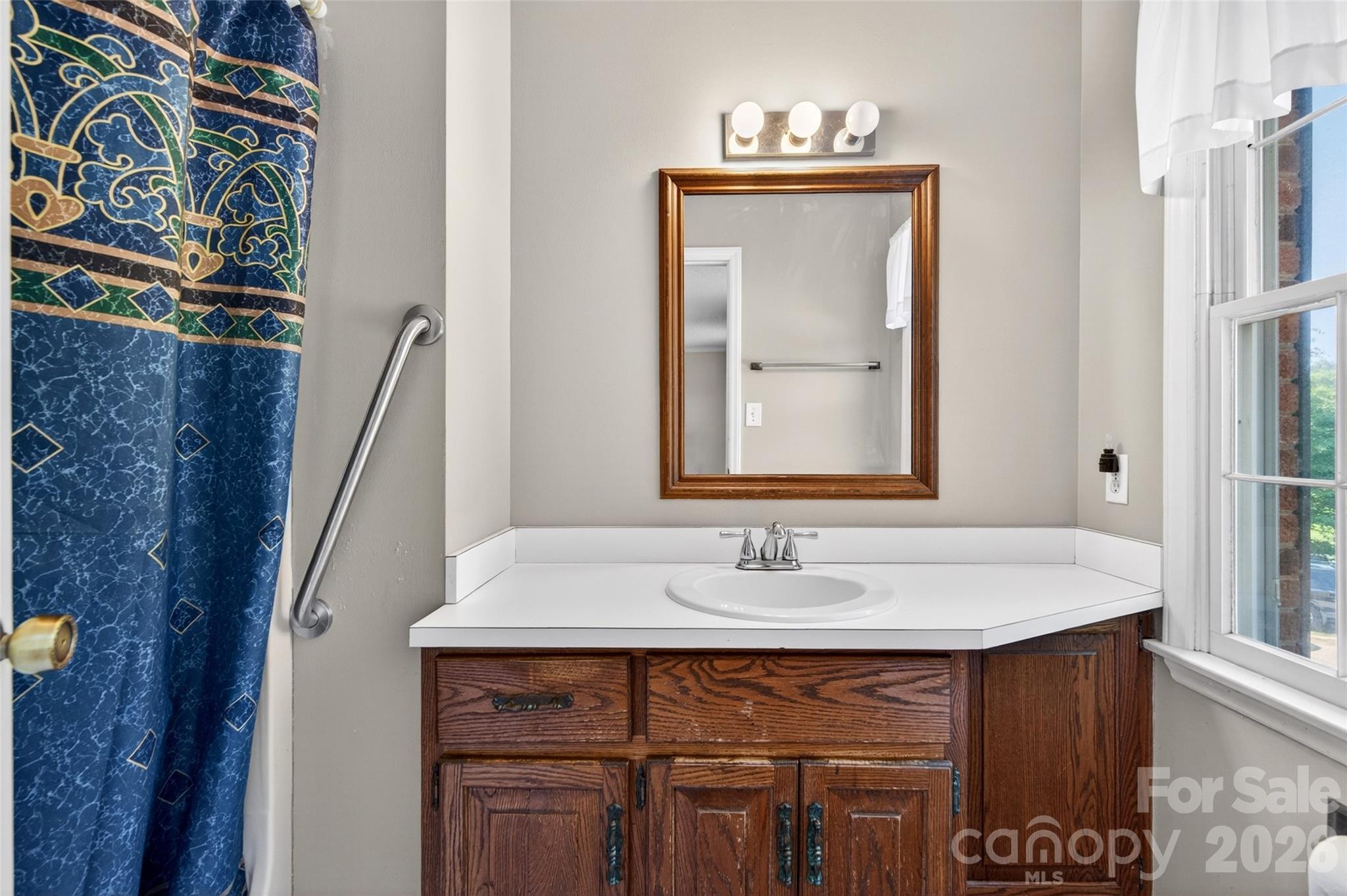 4092 Henry Dellinger Road — Maiden