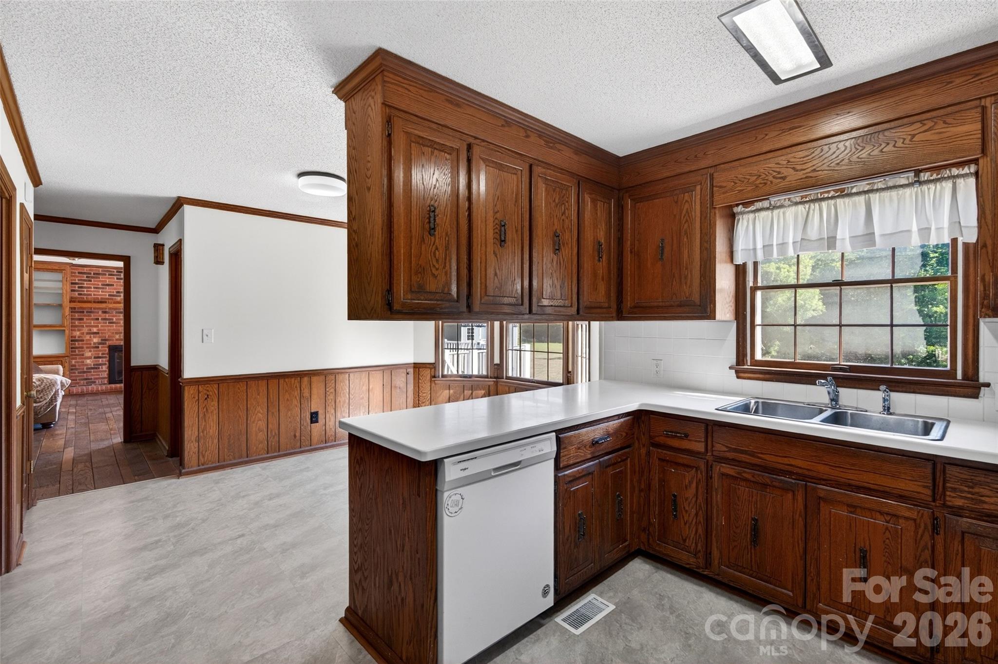 4092 Henry Dellinger Road — Maiden