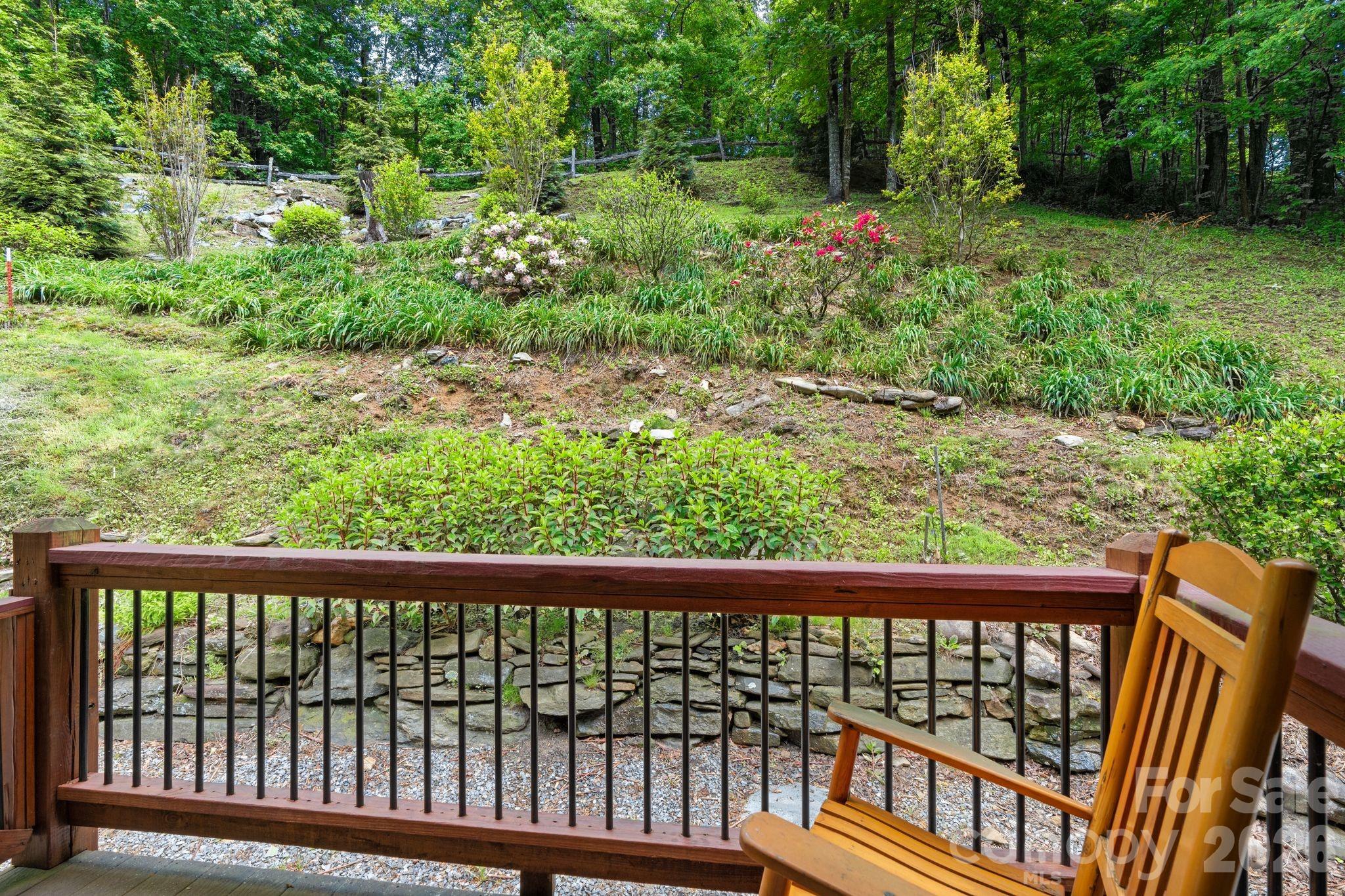 140 Slim Ridge — Maggie Valley