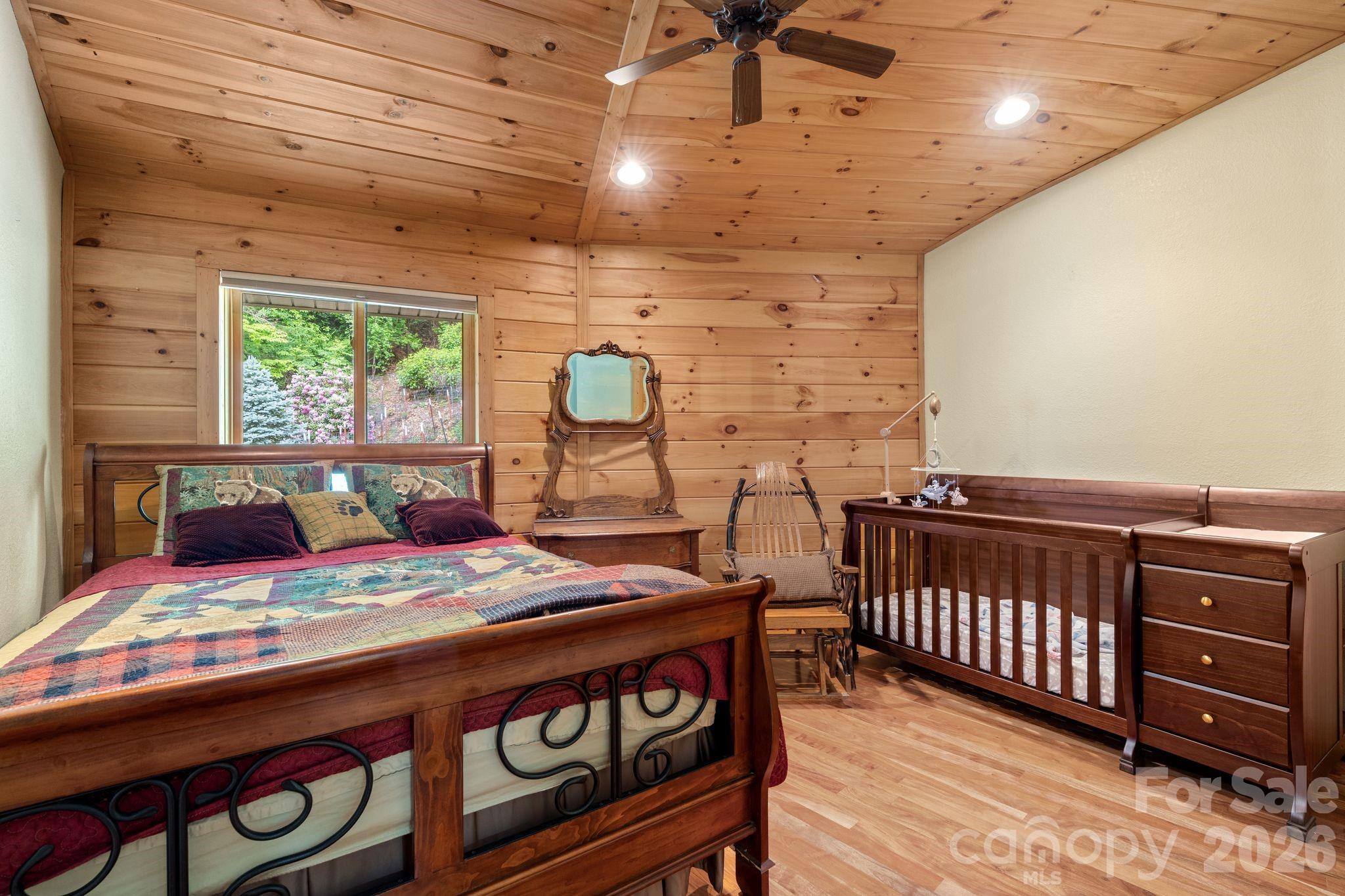140 Slim Ridge — Maggie Valley