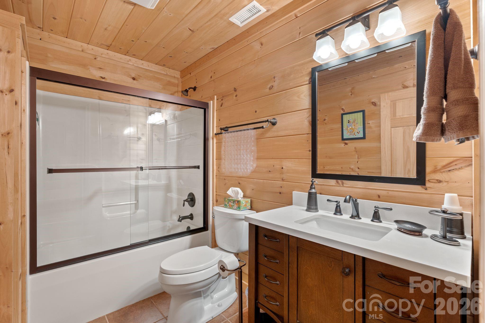 140 Slim Ridge — Maggie Valley