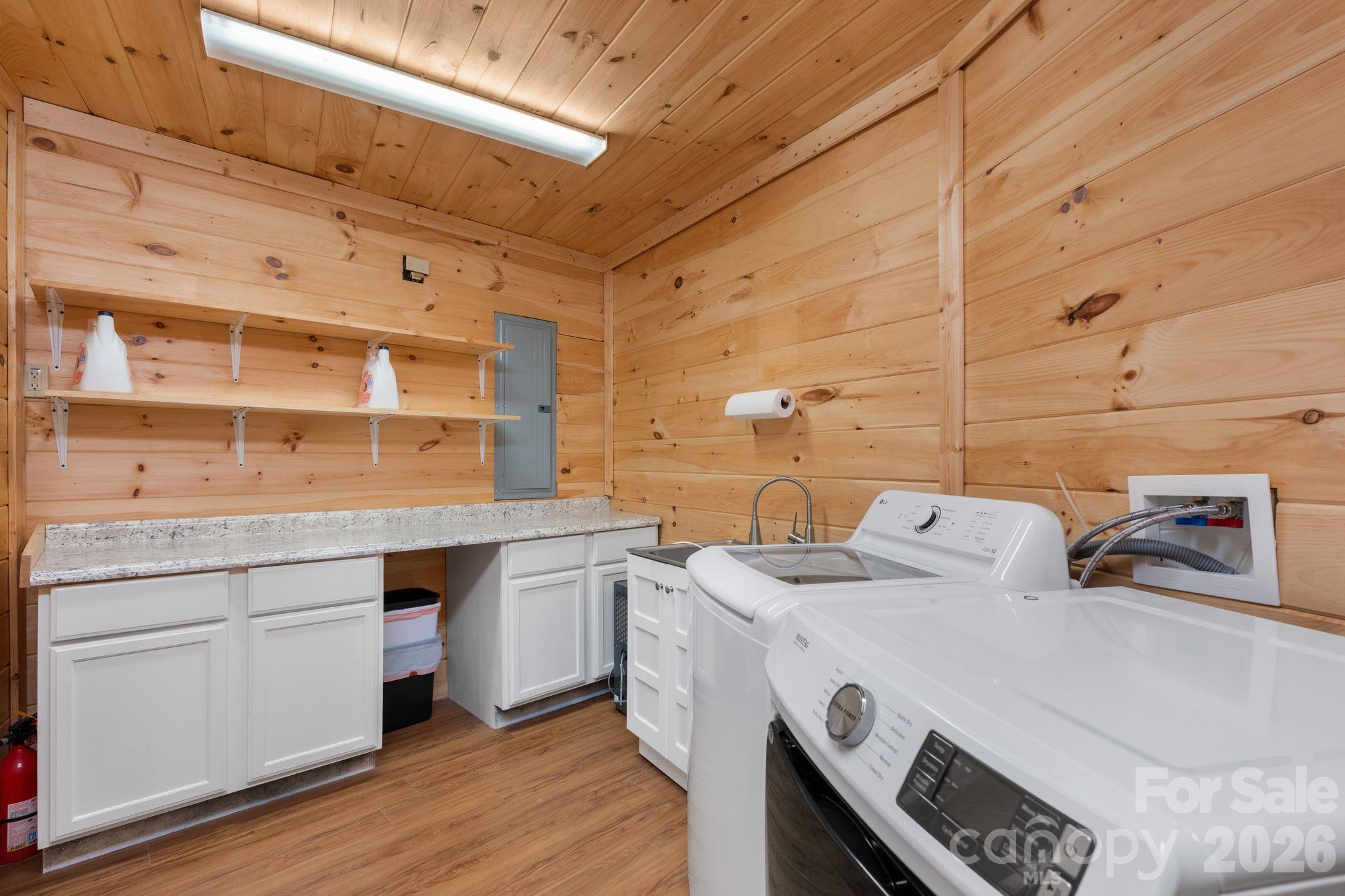 140 Slim Ridge — Maggie Valley