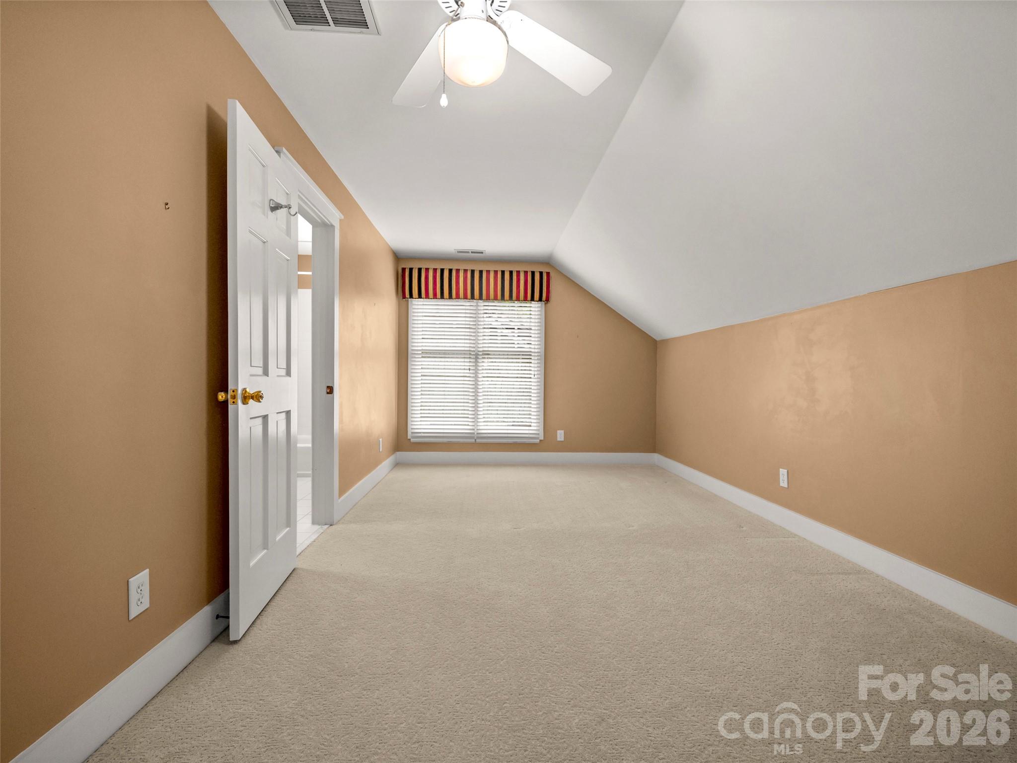 4 Lacoste Drive — Hendersonville