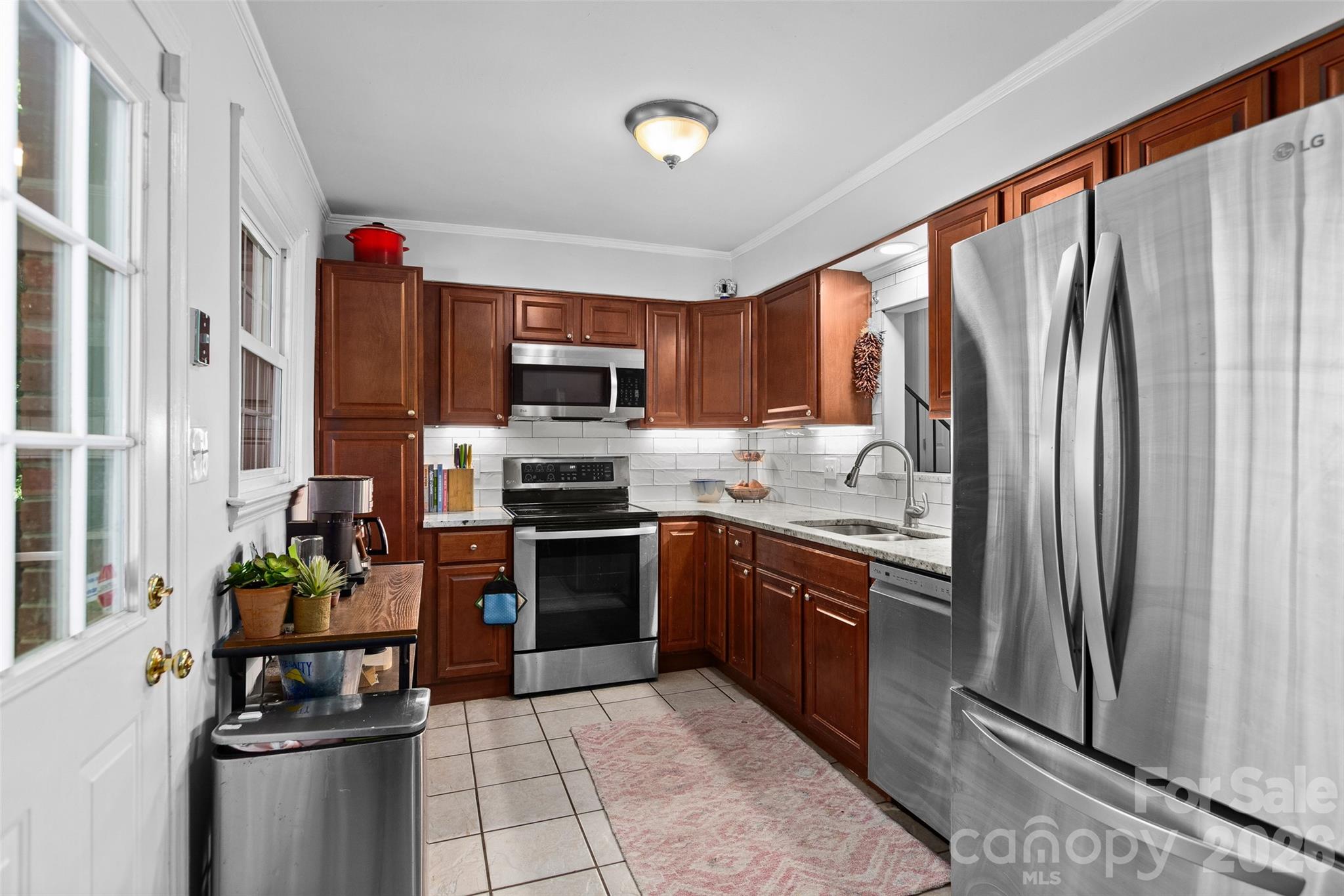 5015 Murrayhill Road — Charlotte