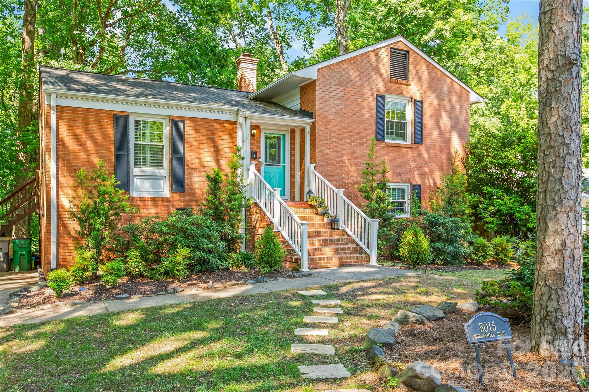 5015 Murrayhill Road — Charlotte