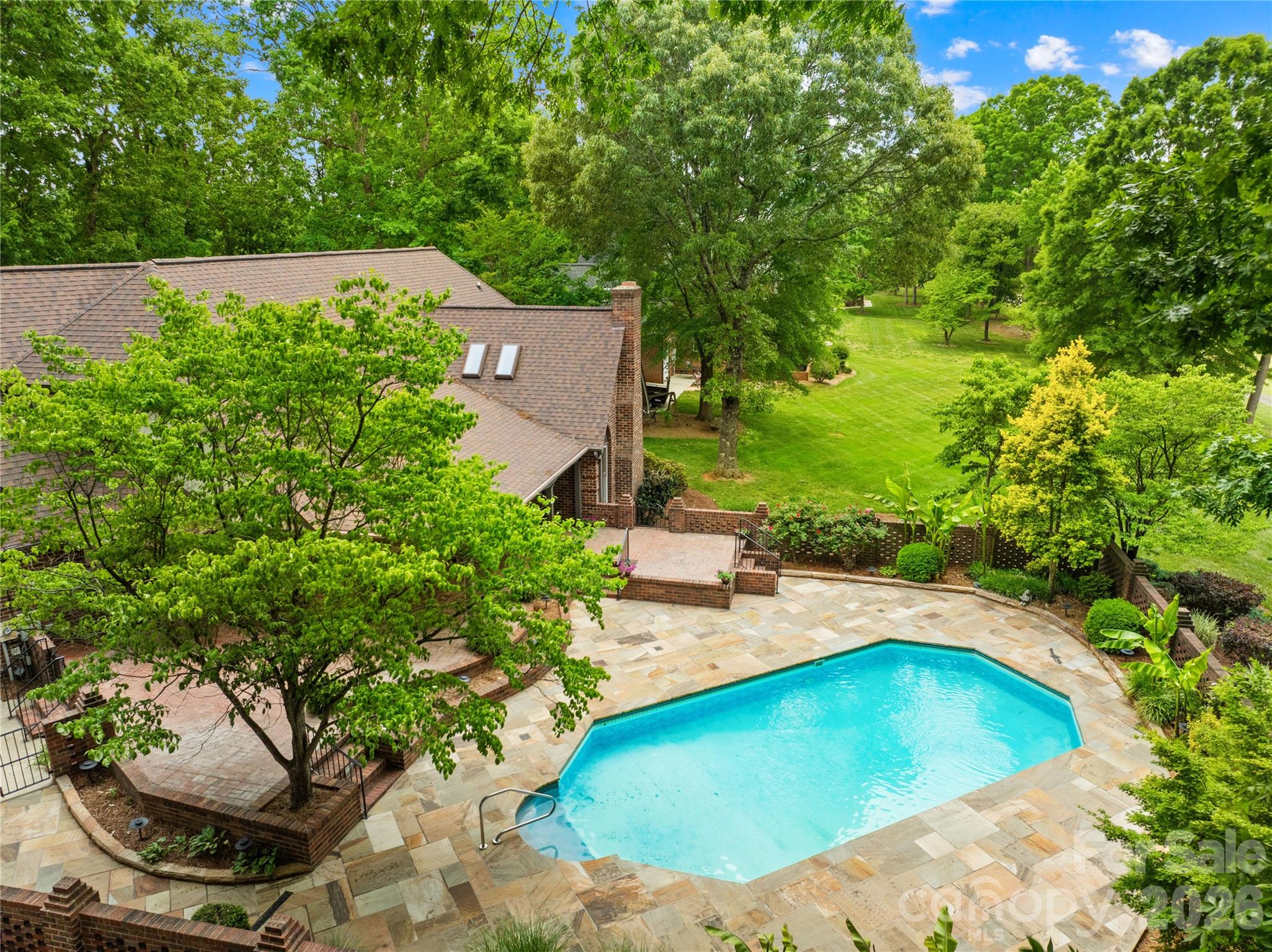 3765 Glenn Oaks Drive — Maiden