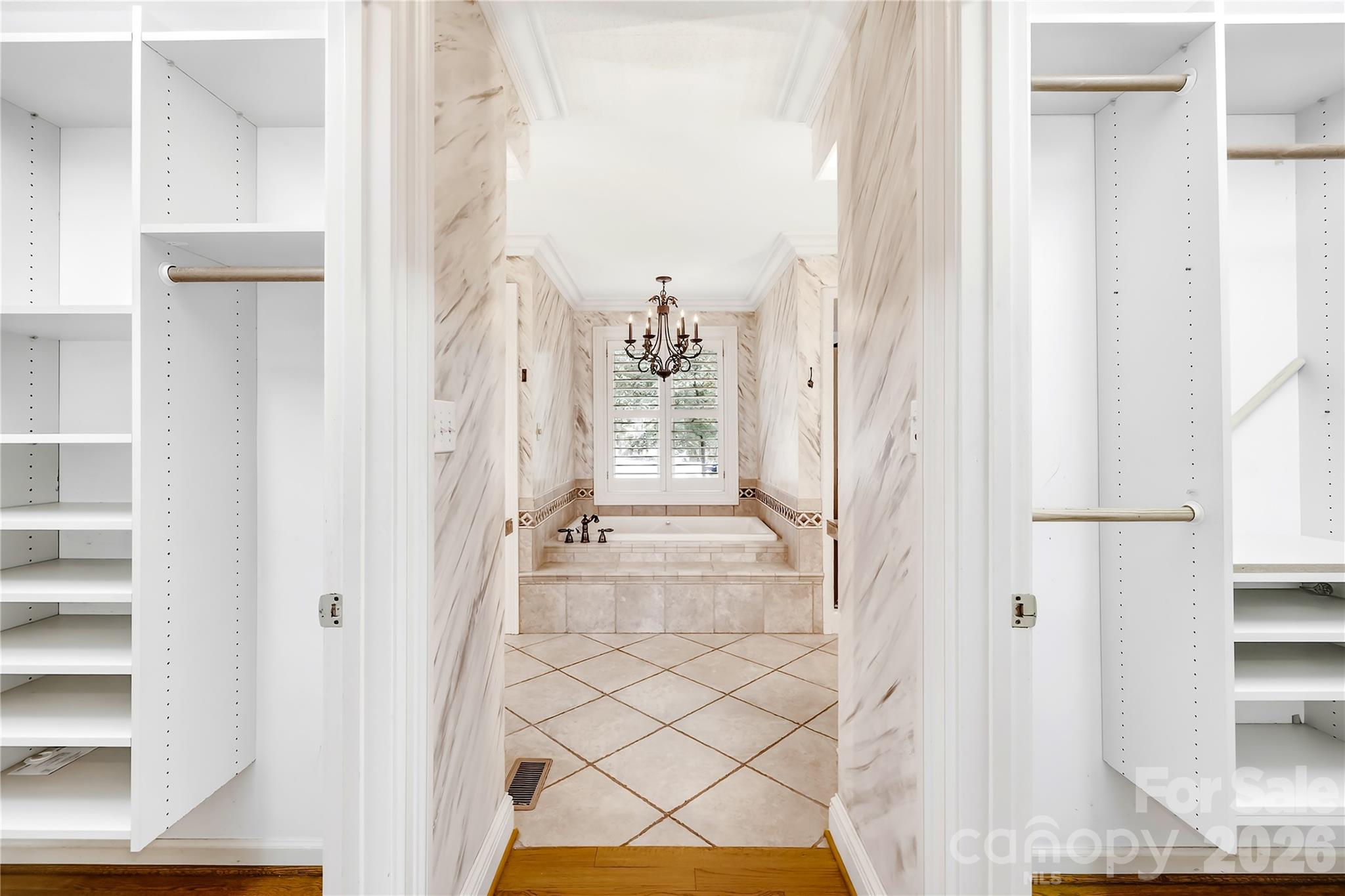 3765 Glenn Oaks Drive — Maiden