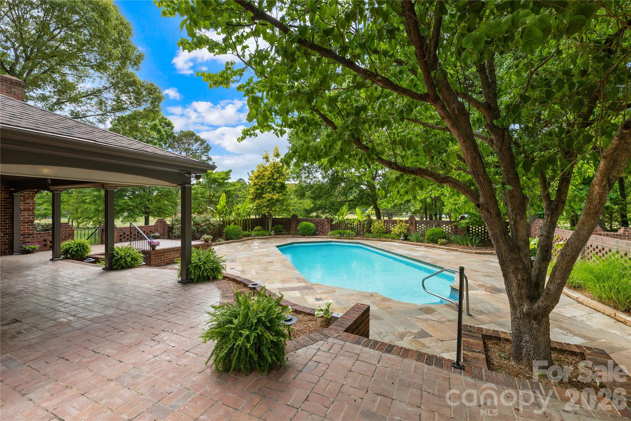 3765 Glenn Oaks Drive — Maiden