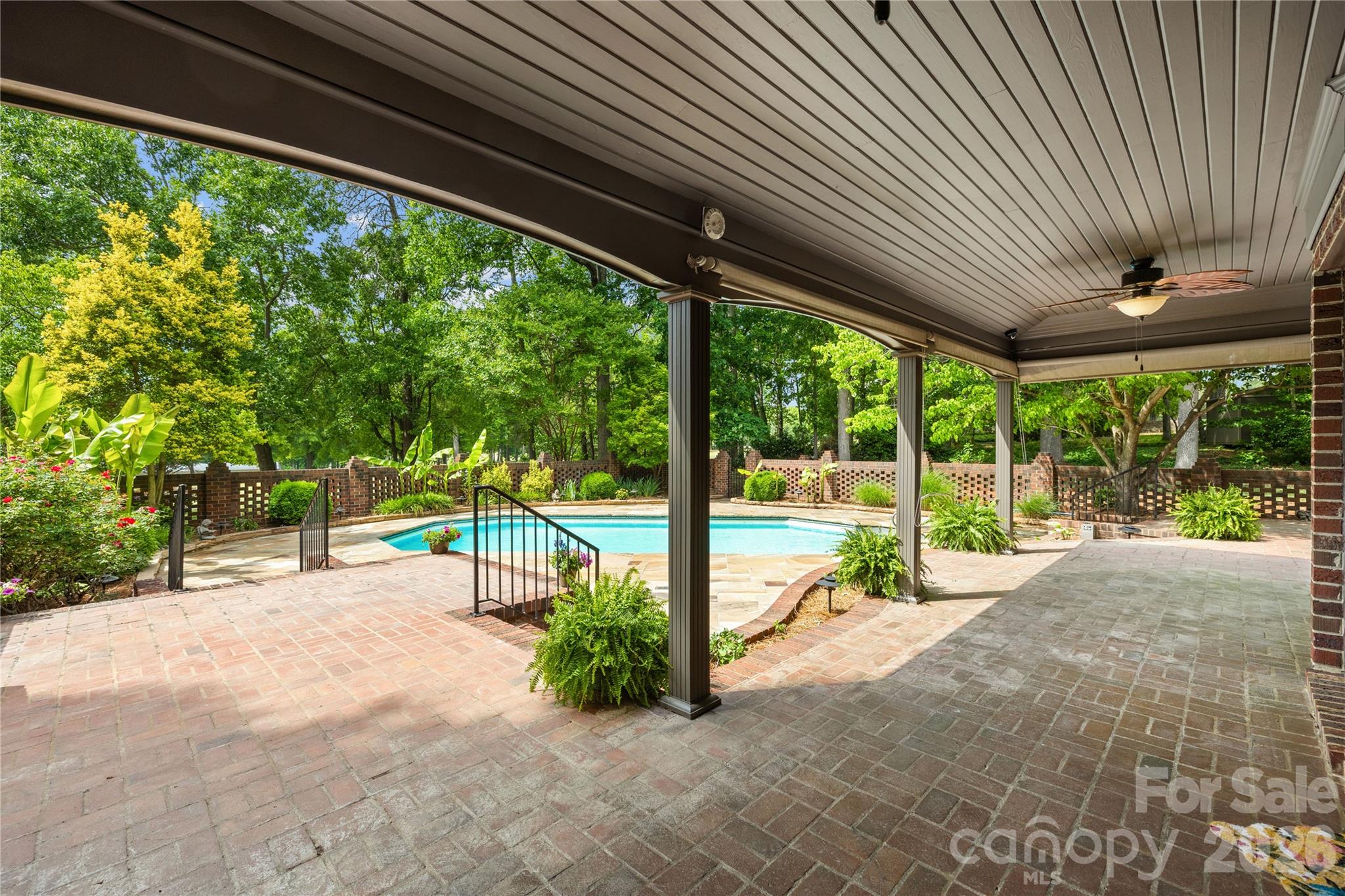 3765 Glenn Oaks Drive — Maiden