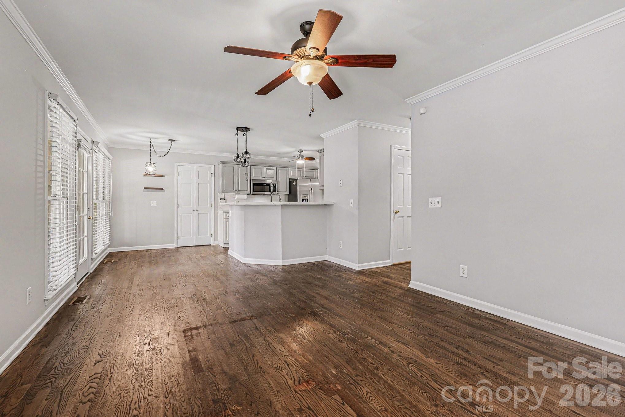 3065 Wayne White Road — Climax
