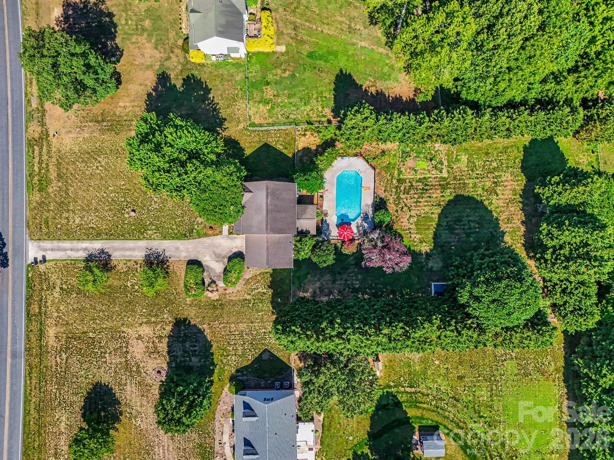 3065 Wayne White Road — Climax
