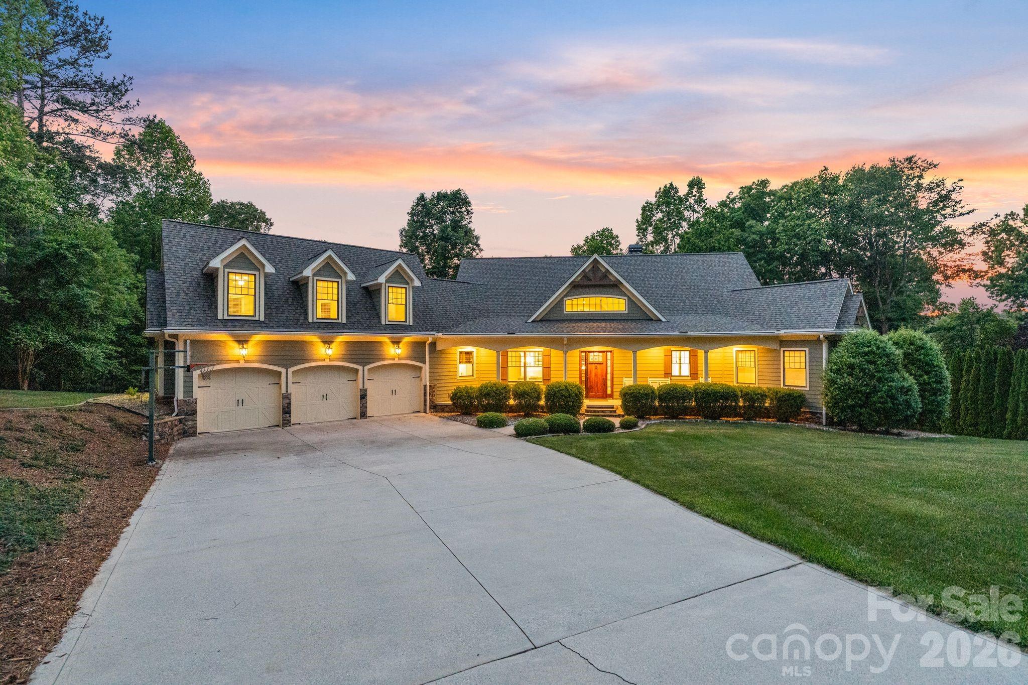 2243 Whiterock Court — Sherrills Ford