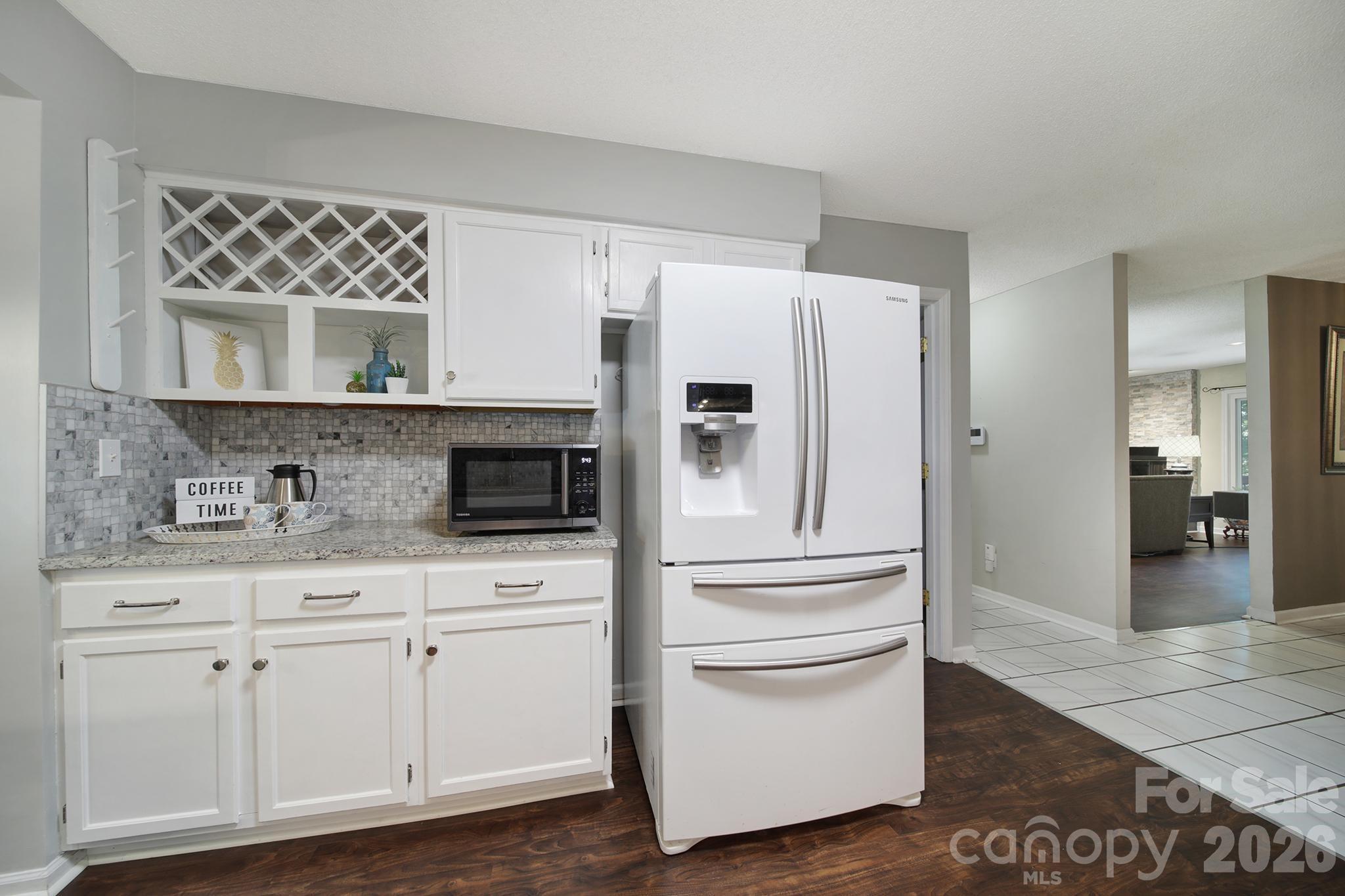 26037 Windjammer Drive — Tega Cay
