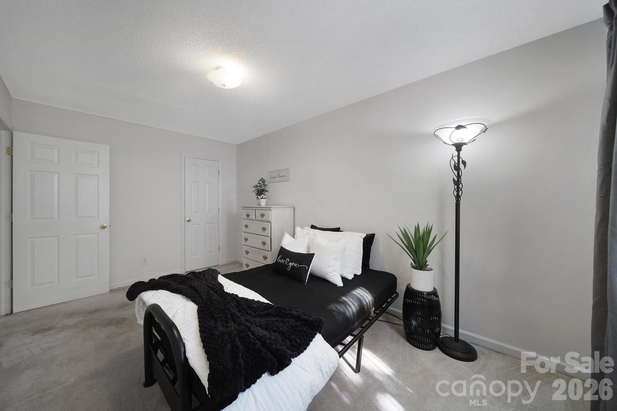 26037 Windjammer Drive — Tega Cay