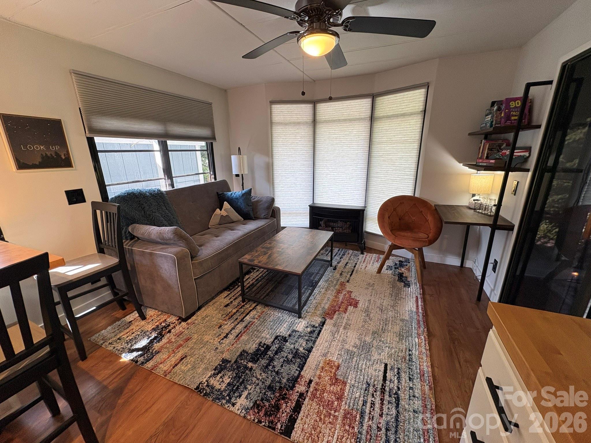 232 Trillium Road — Newland