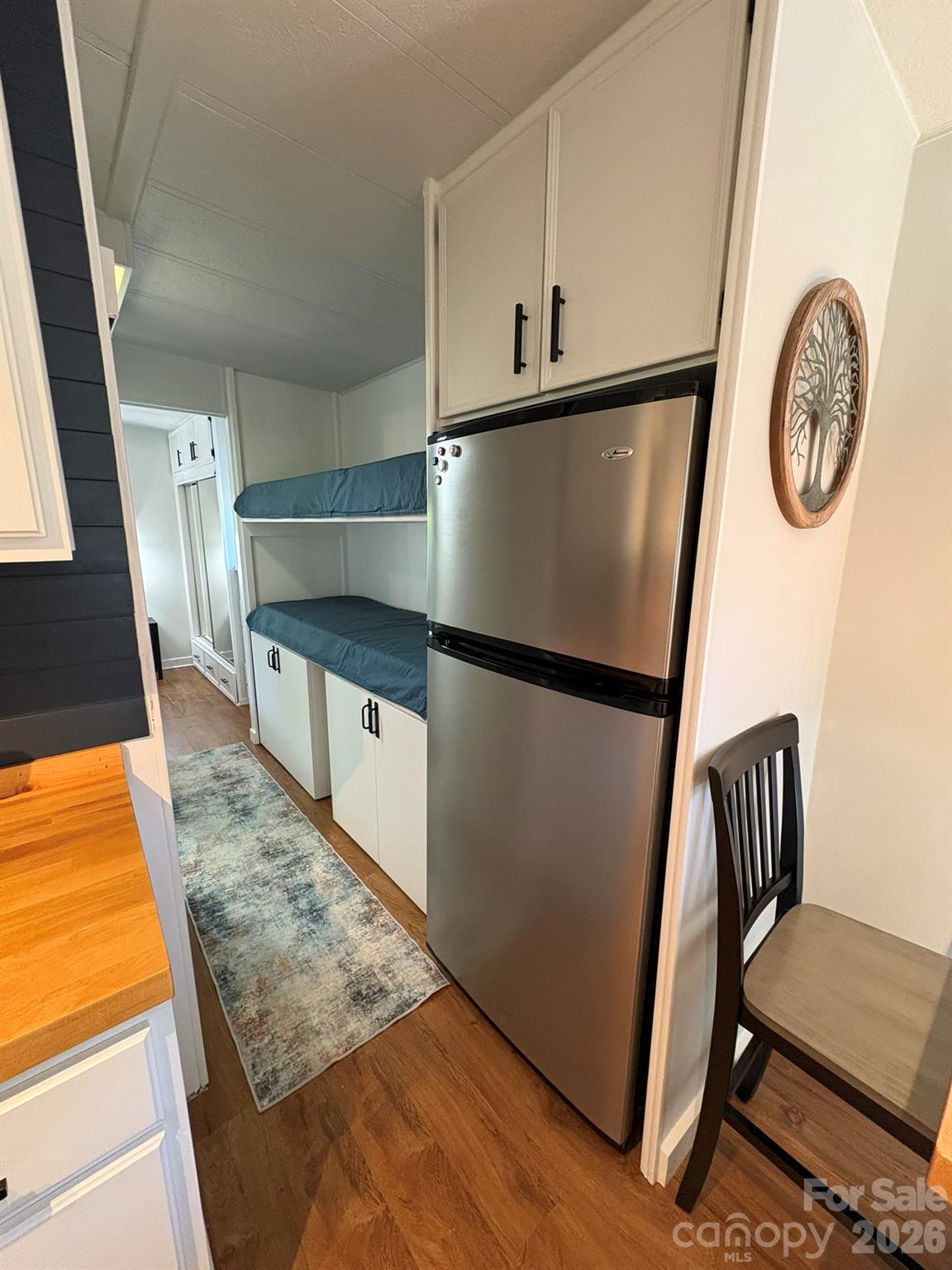 232 Trillium Road — Newland