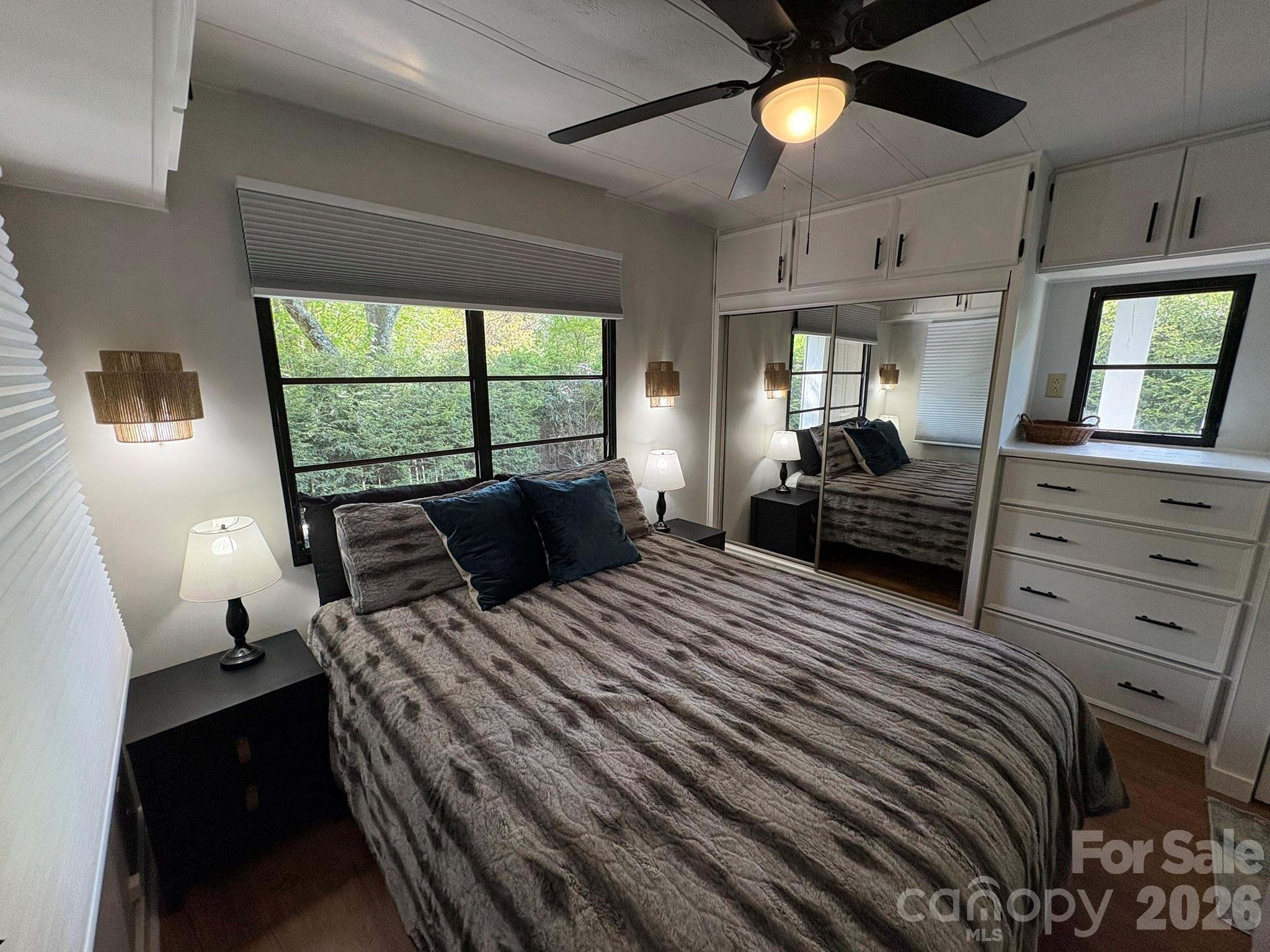 232 Trillium Road — Newland