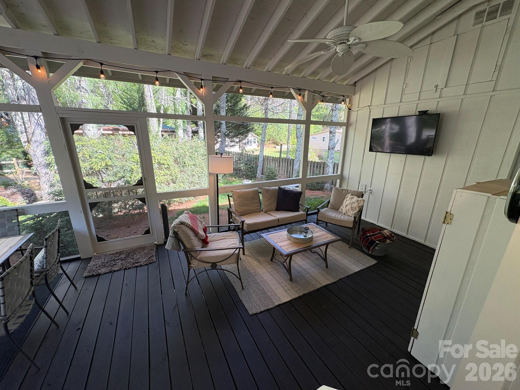 232 Trillium Road — Newland