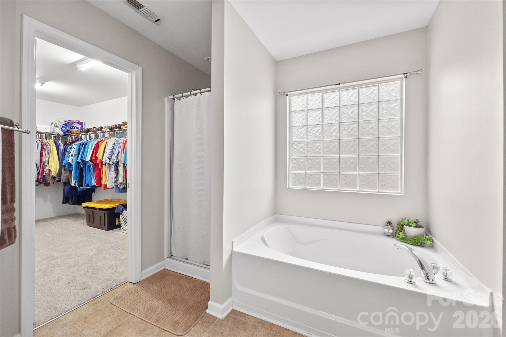 8724 Gray Willow Road — Charlotte