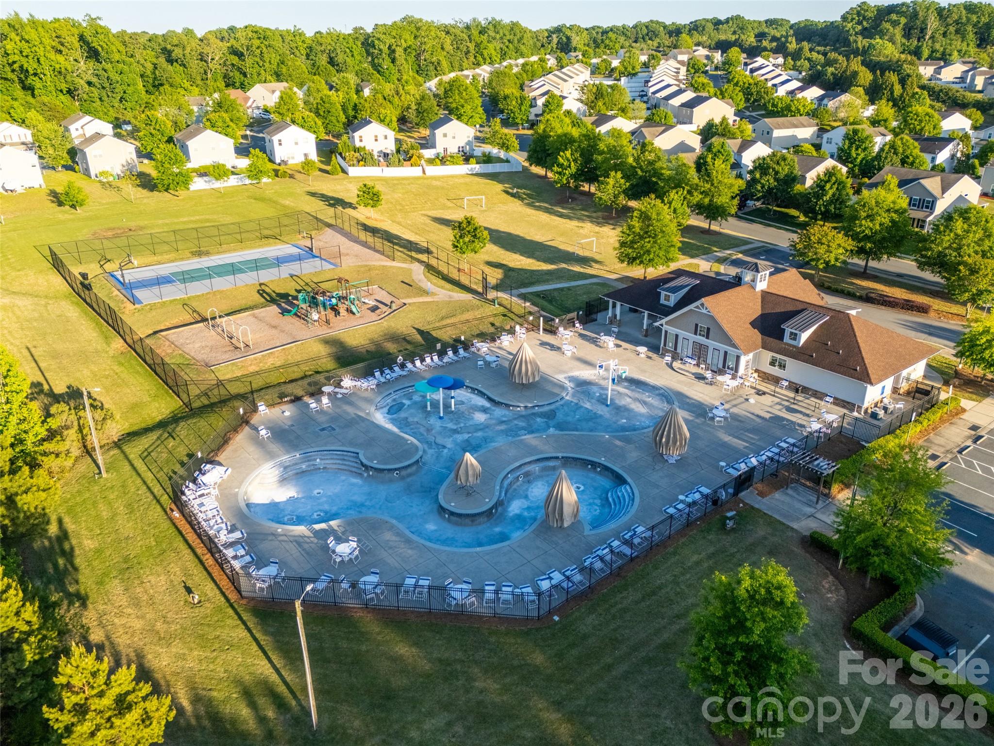 8724 Gray Willow Road — Charlotte