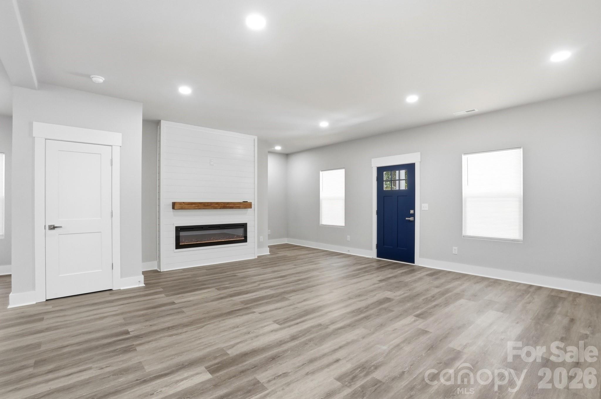 208 Wylie Park Road — Lancaster