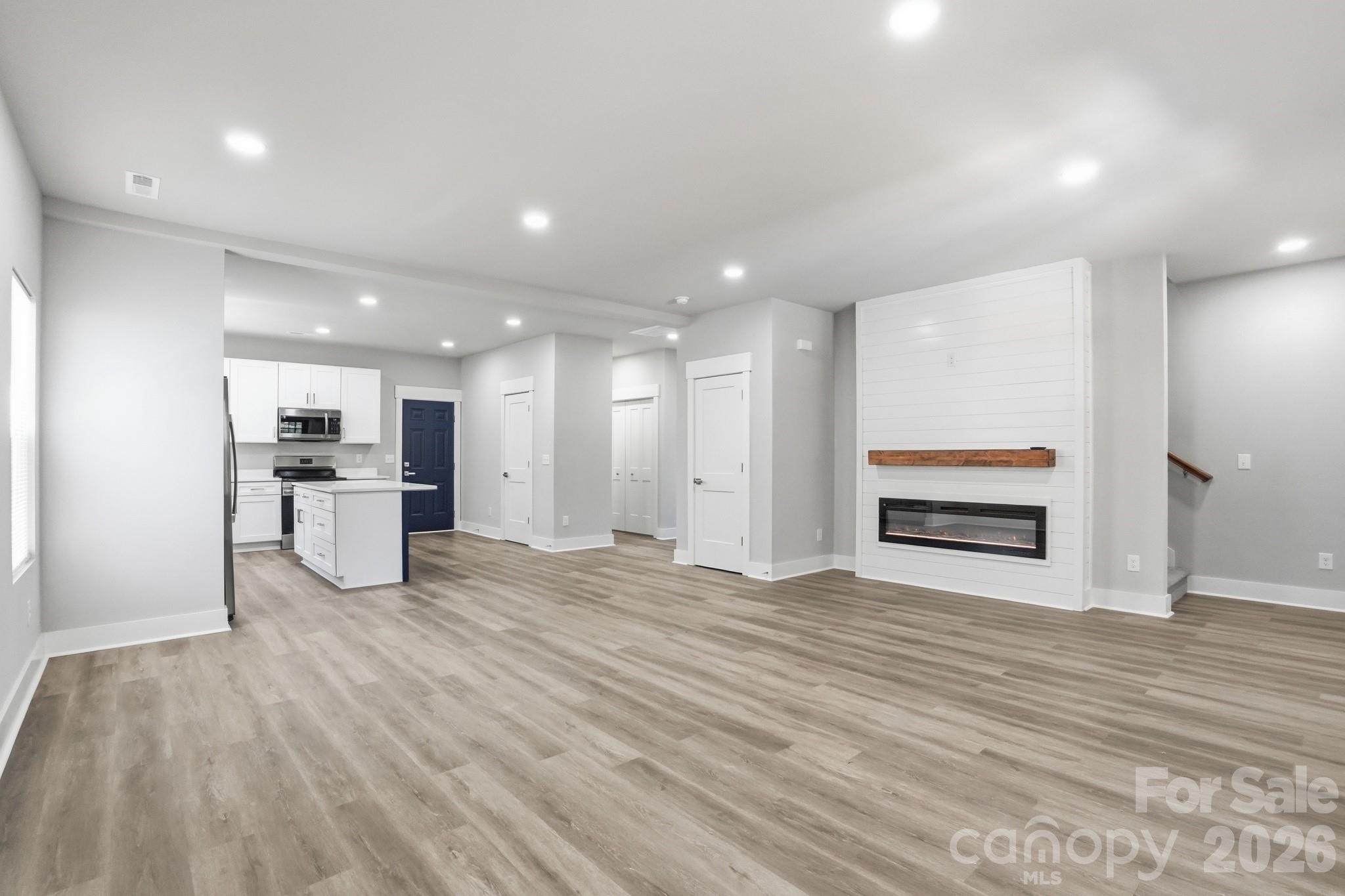 208 Wylie Park Road — Lancaster