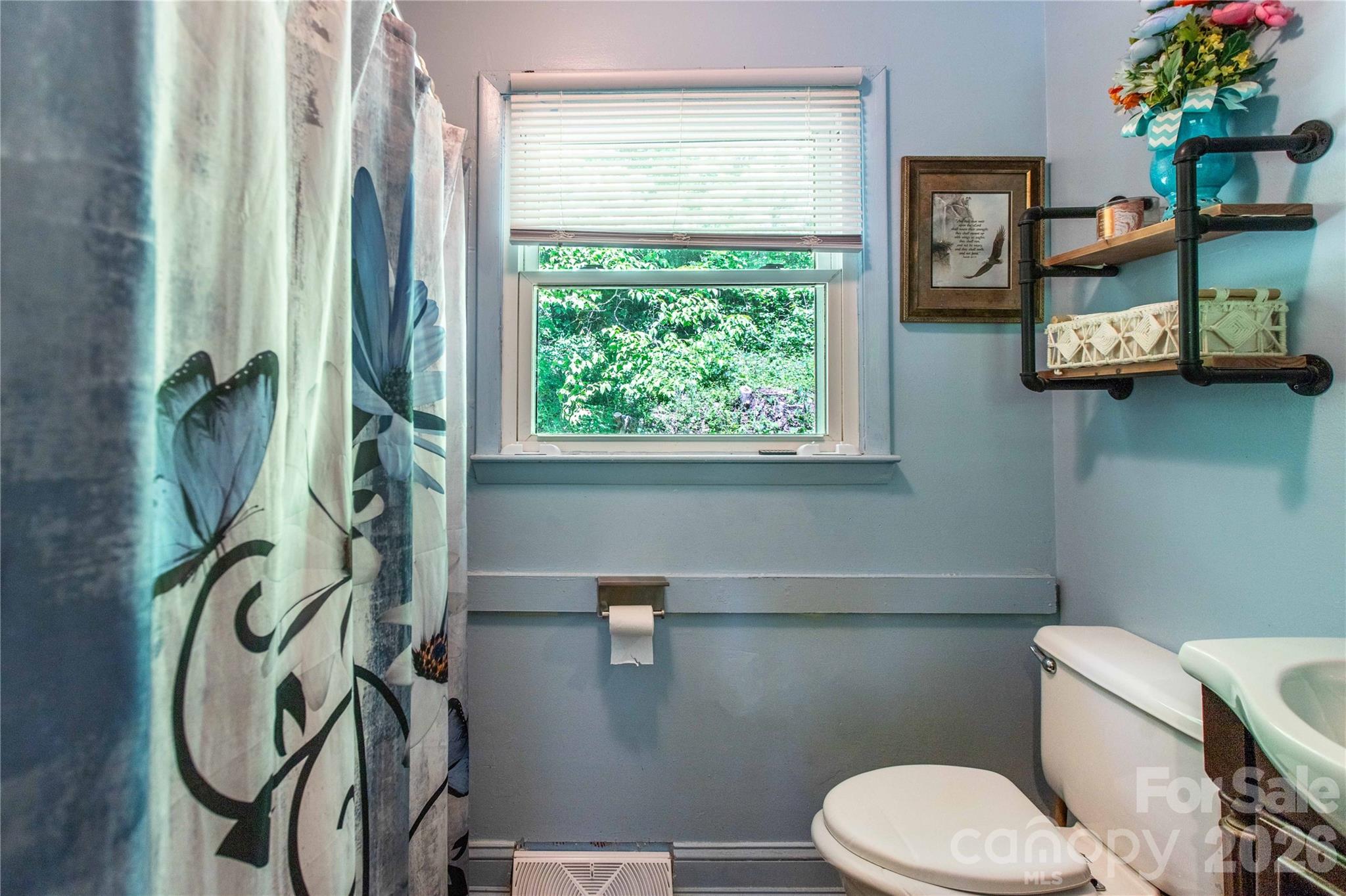 203 Kennedy Drive #21 & 22 — Swannanoa