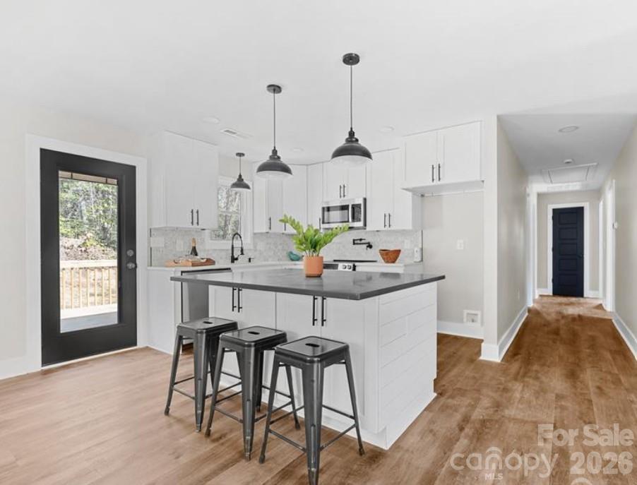 205 Redding Road — Stanley