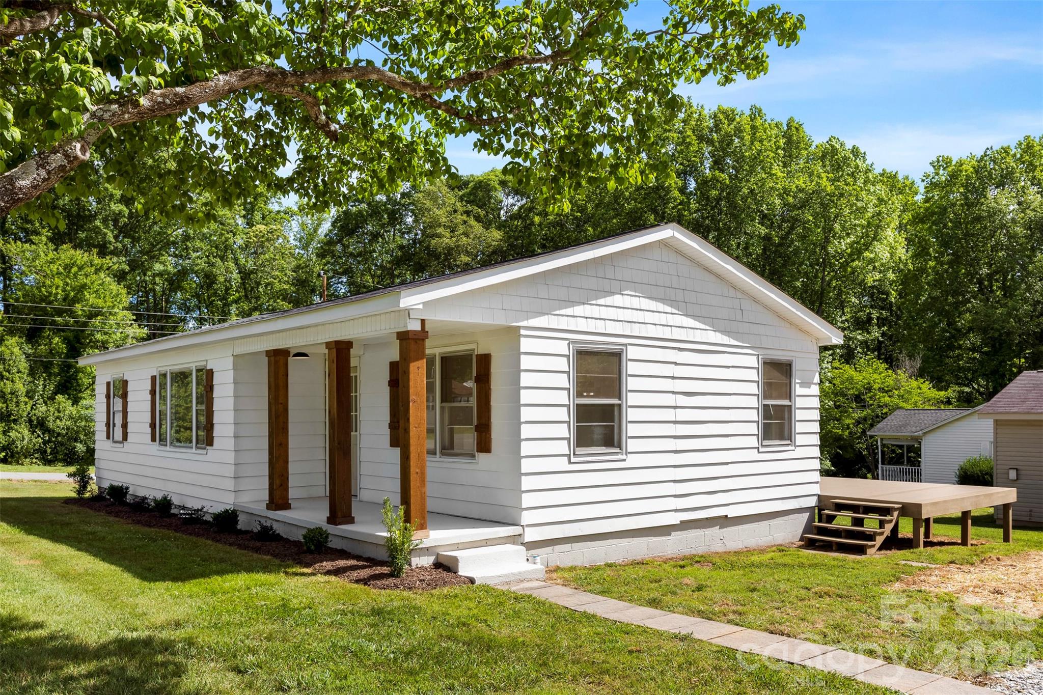 301 Gittens Street — Lowell