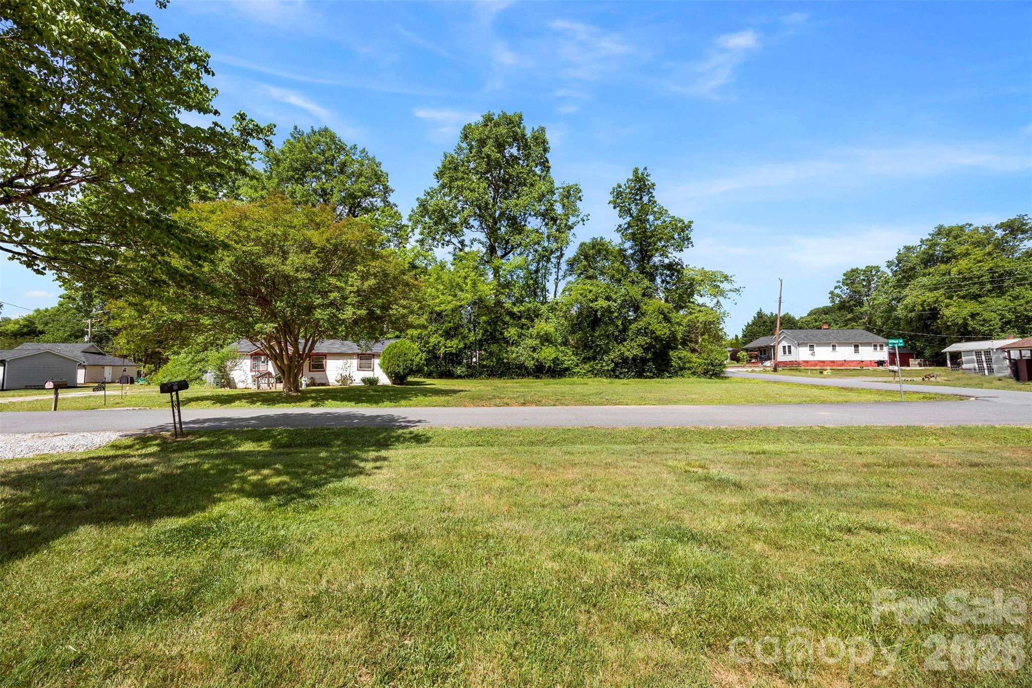 301 Gittens Street — Lowell