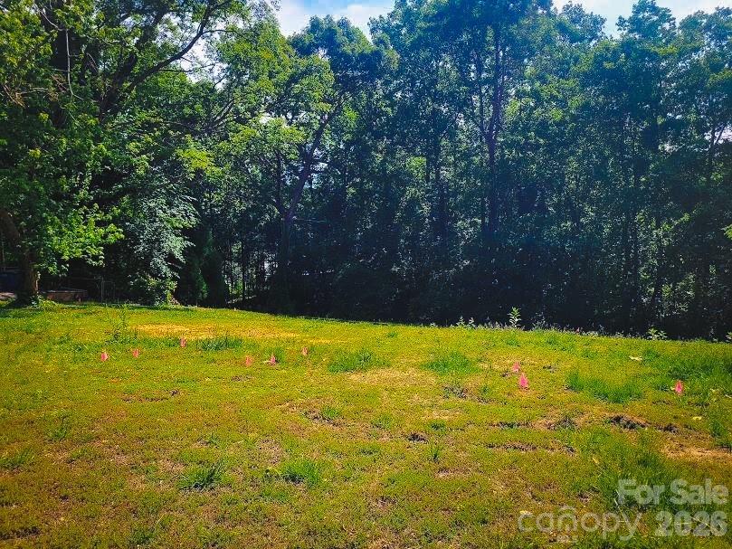 222 Edgewood Drive — Statesville