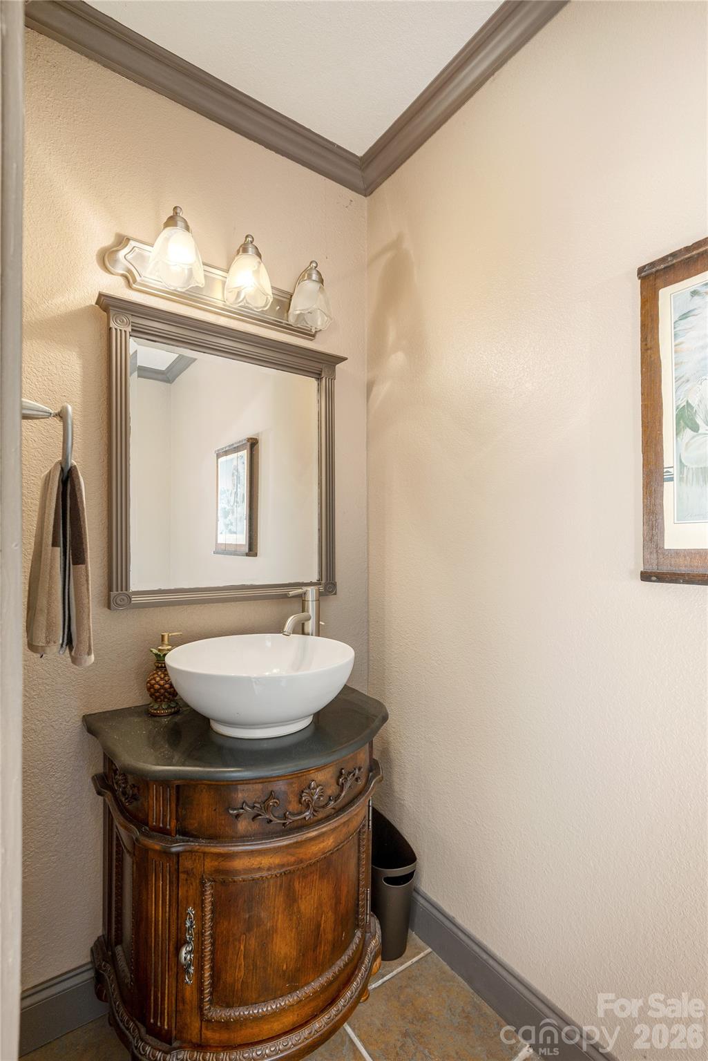 231 Allen Road — East Flat Rock