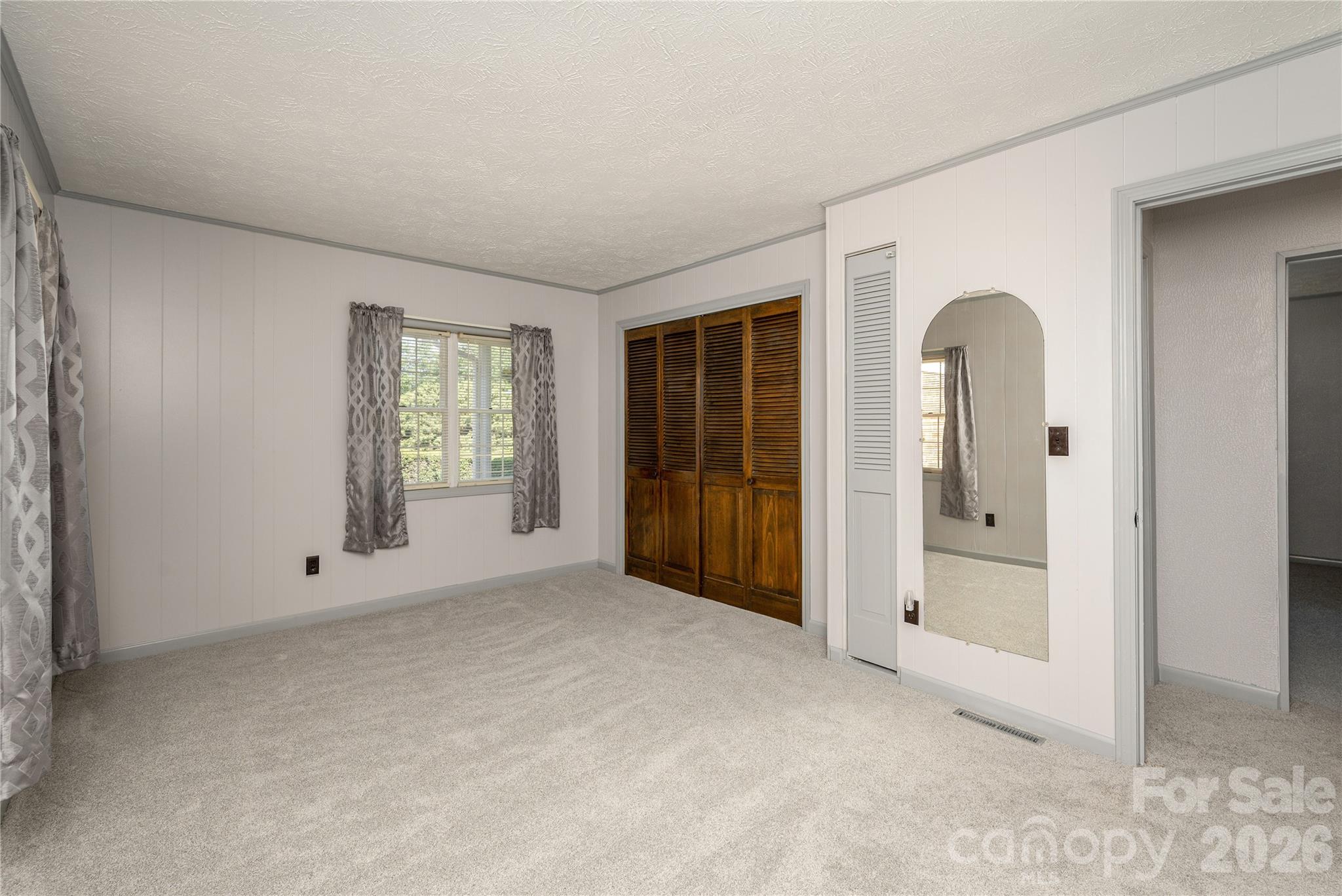 231 Allen Road — East Flat Rock