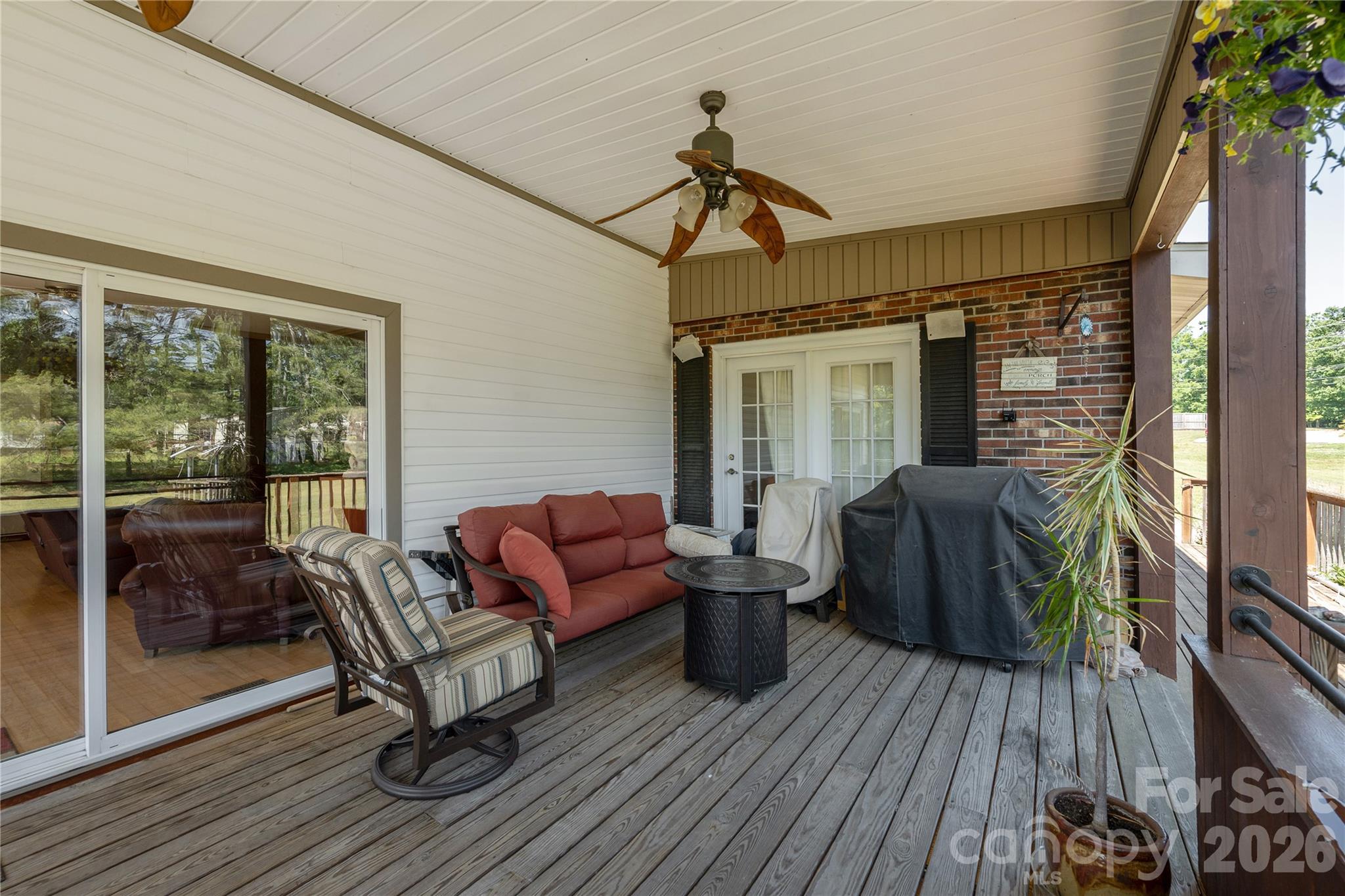 231 Allen Road — East Flat Rock