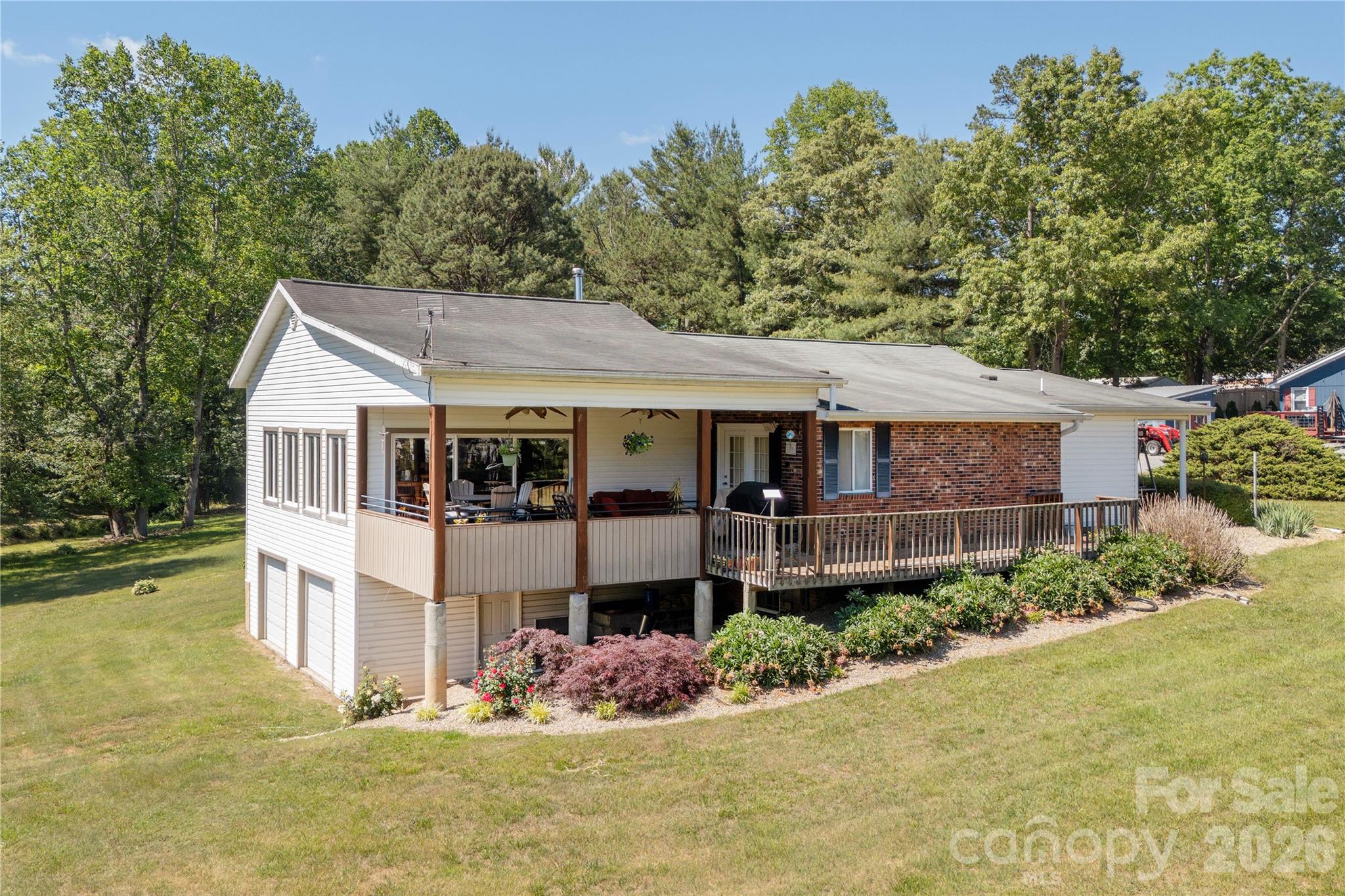 231 Allen Road — East Flat Rock
